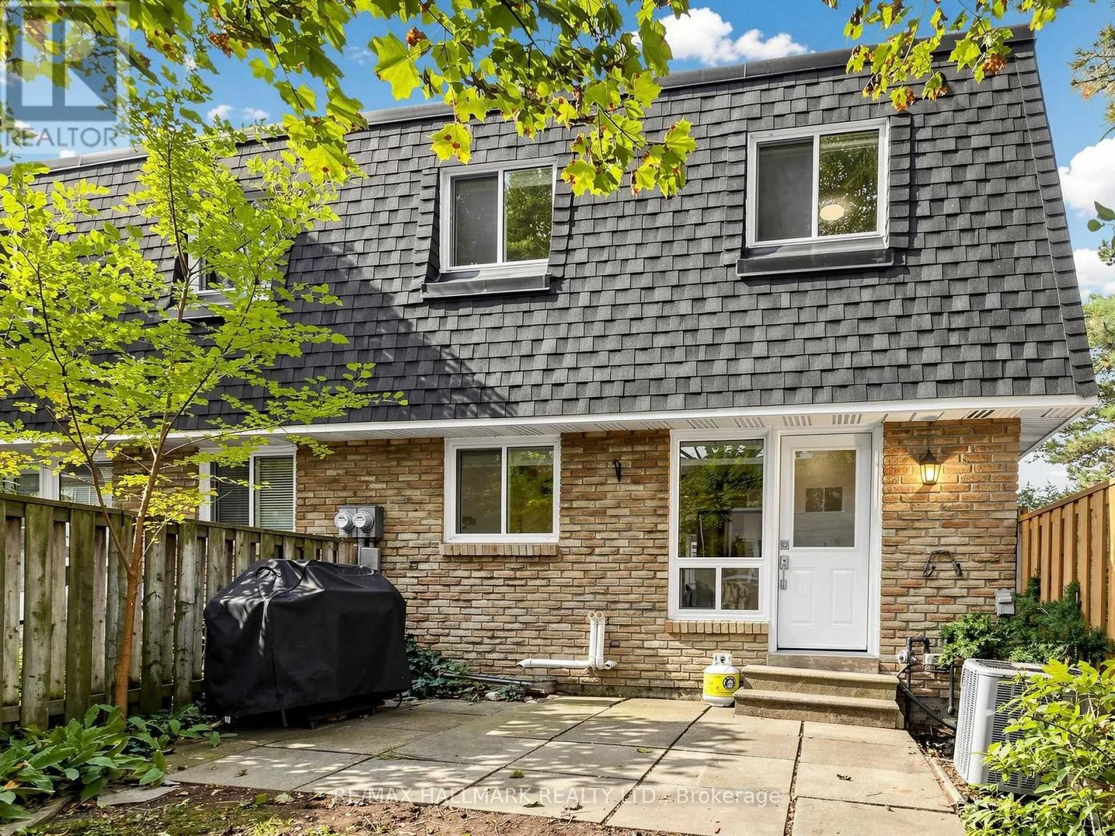 13 - 282 ROYAL ORCHARD BOULEVARD