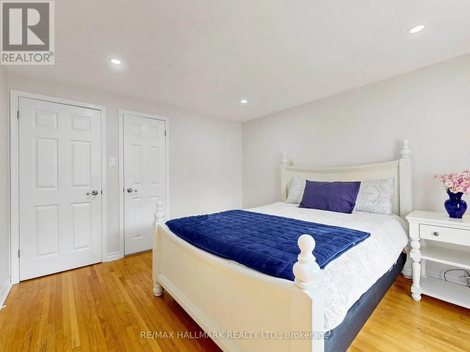 13 - 282 ROYAL ORCHARD BOULEVARD