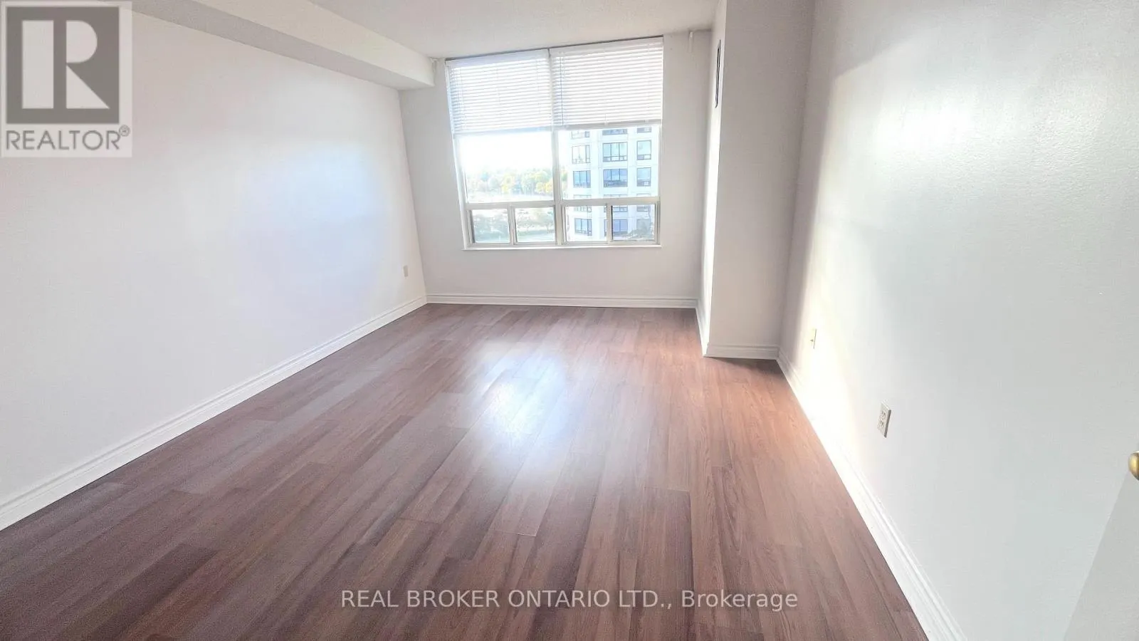 509 - 333 CLARK AVENUE W
