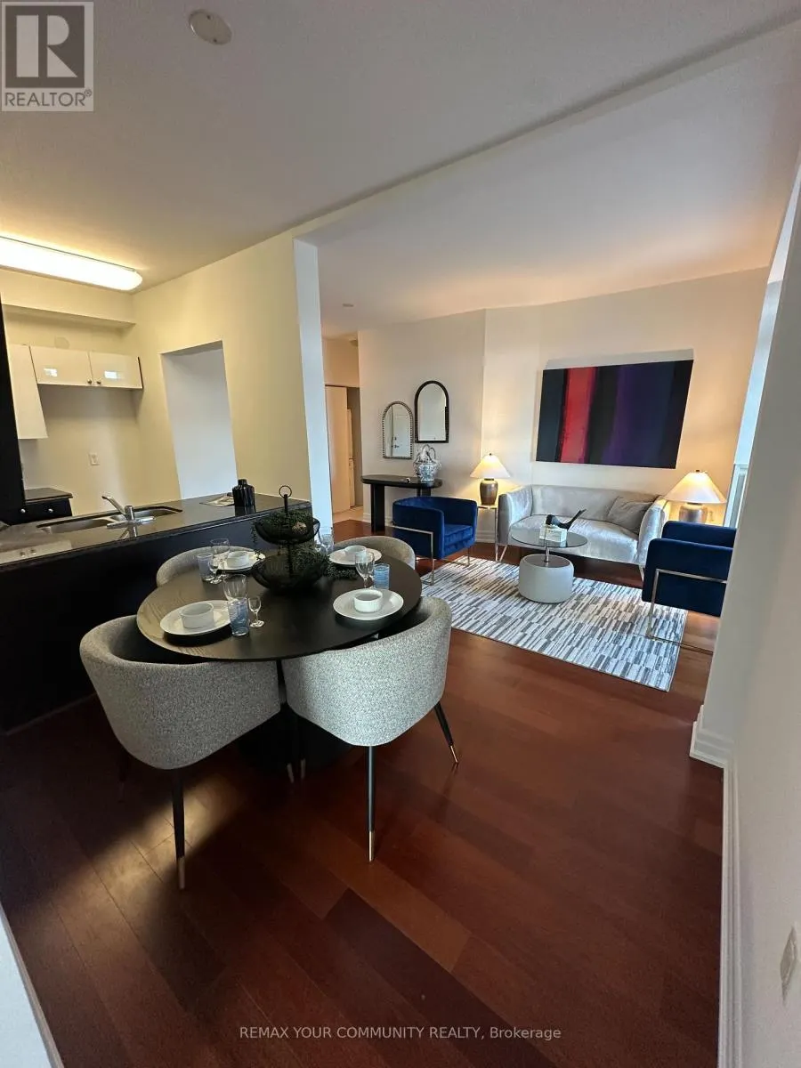 205 - 15450 YONGE STREET