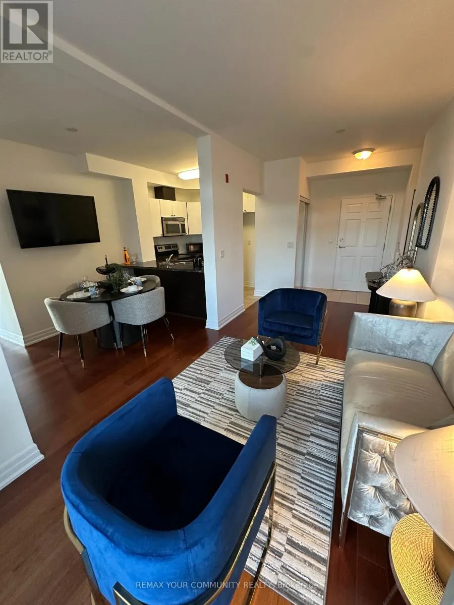 205 - 15450 YONGE STREET
