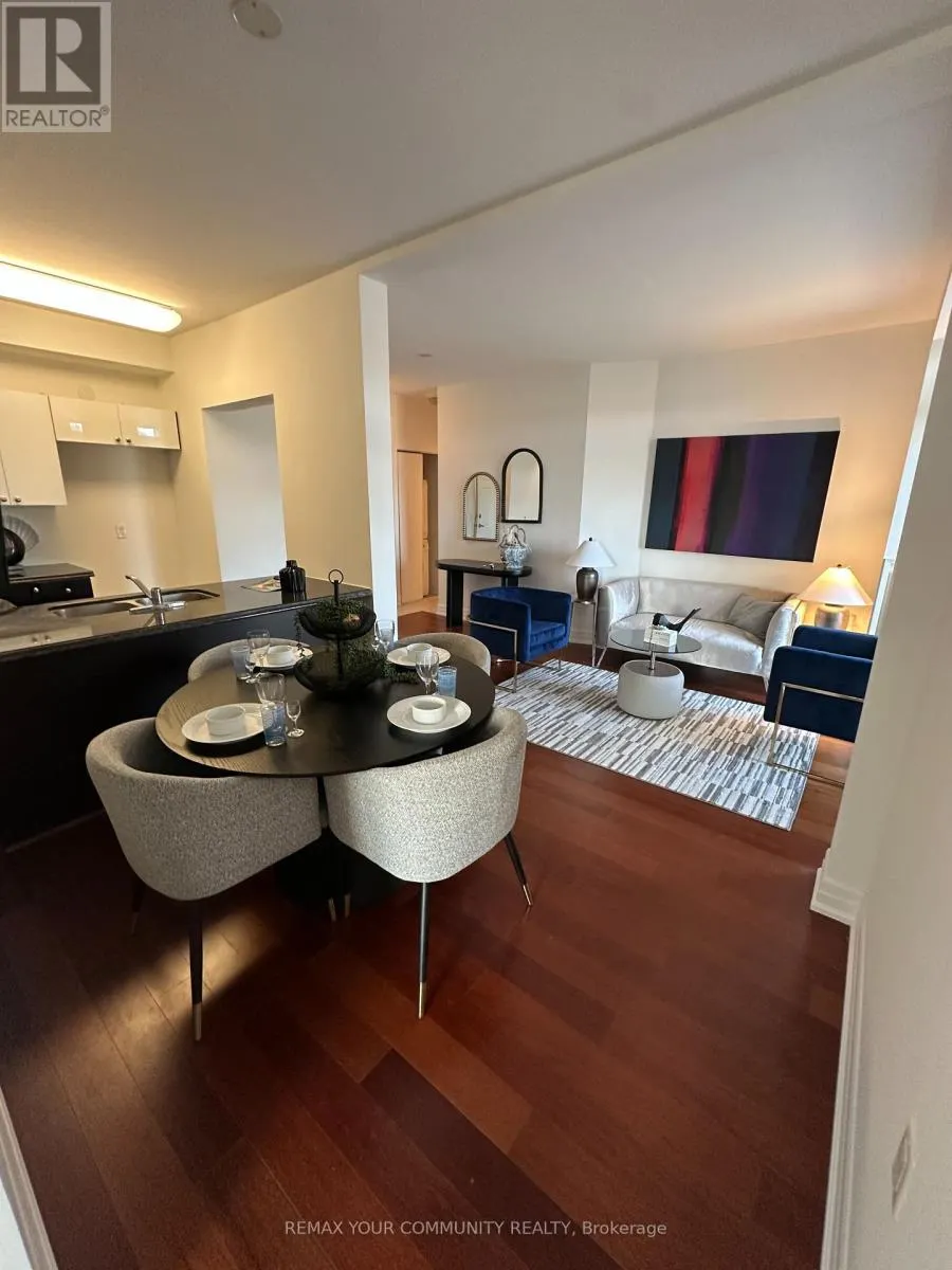 205 - 15450 YONGE STREET