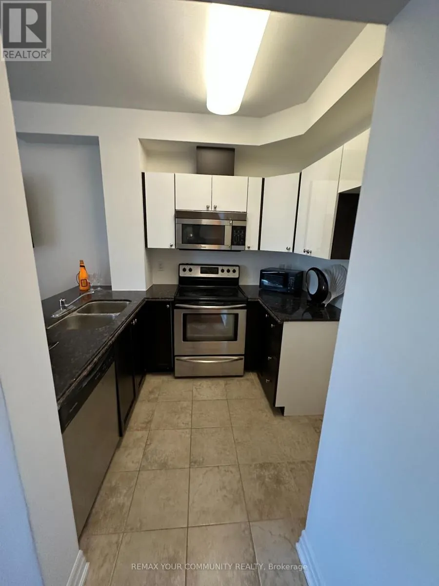 205 - 15450 YONGE STREET