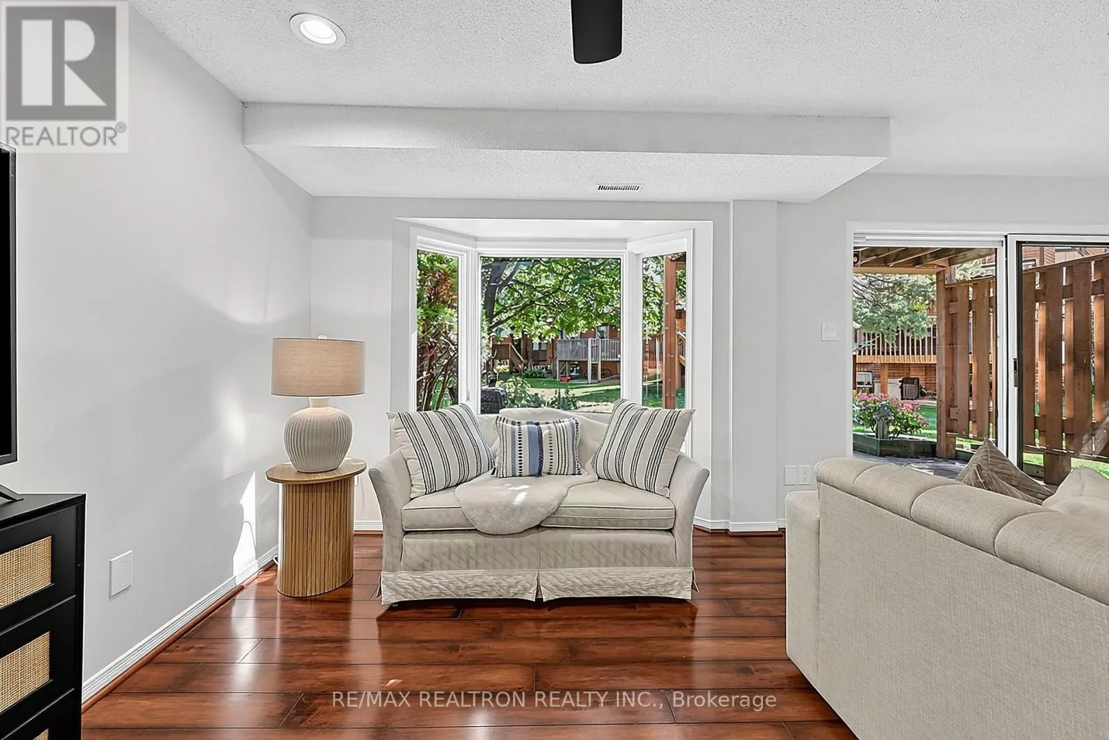 137 RIVERVIEW ROAD