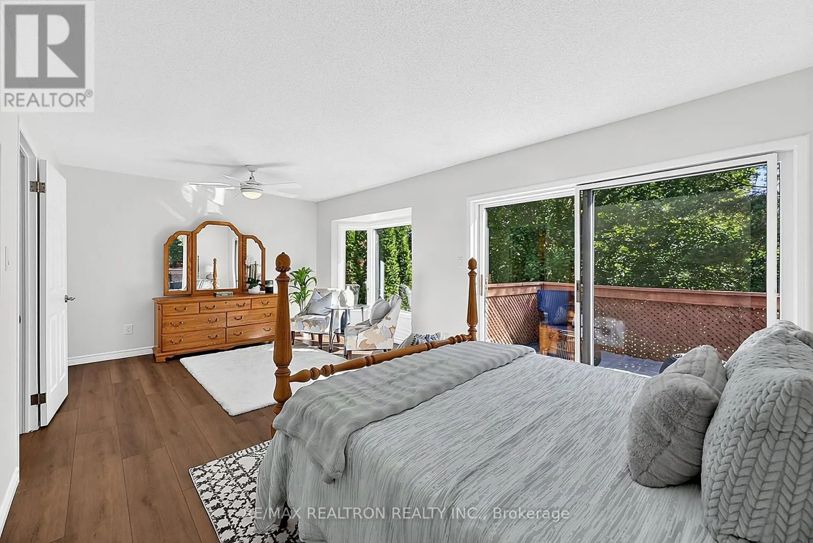 137 RIVERVIEW ROAD