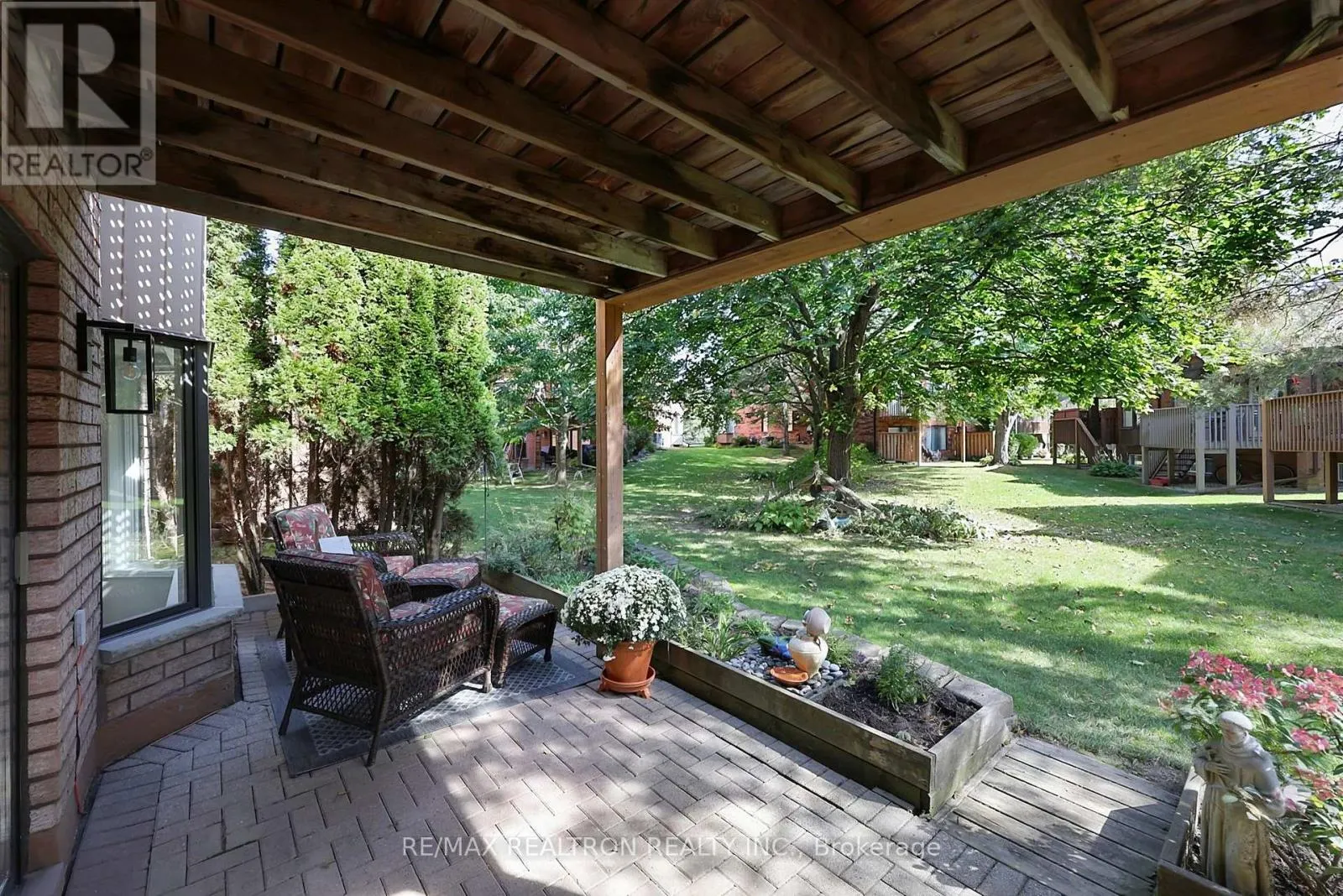 137 RIVERVIEW ROAD