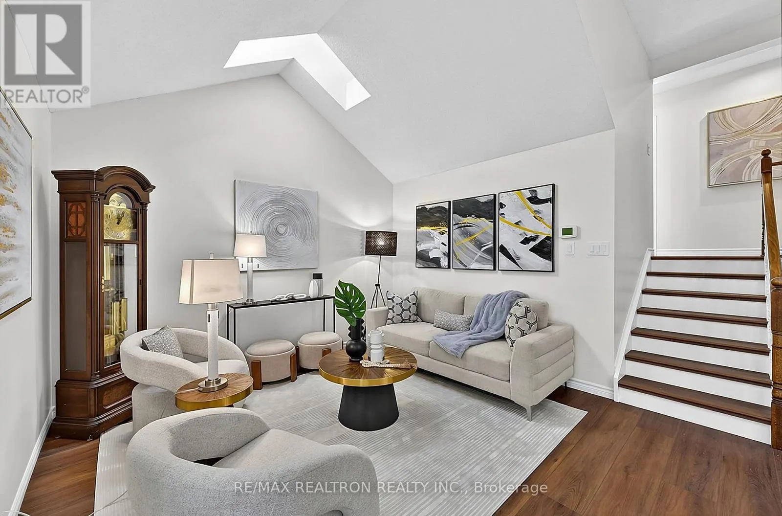 137 RIVERVIEW ROAD