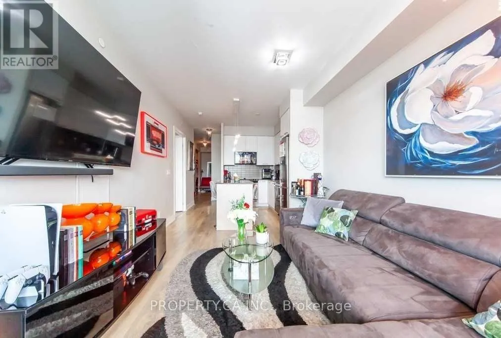 906 - 9471 YONGE STREET