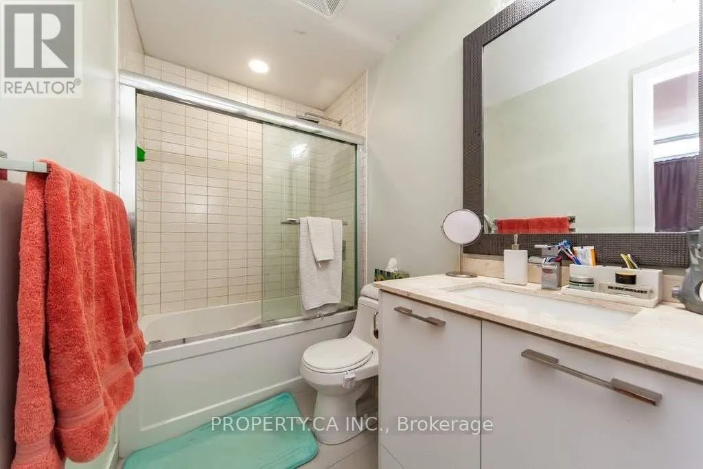 906 - 9471 YONGE STREET
