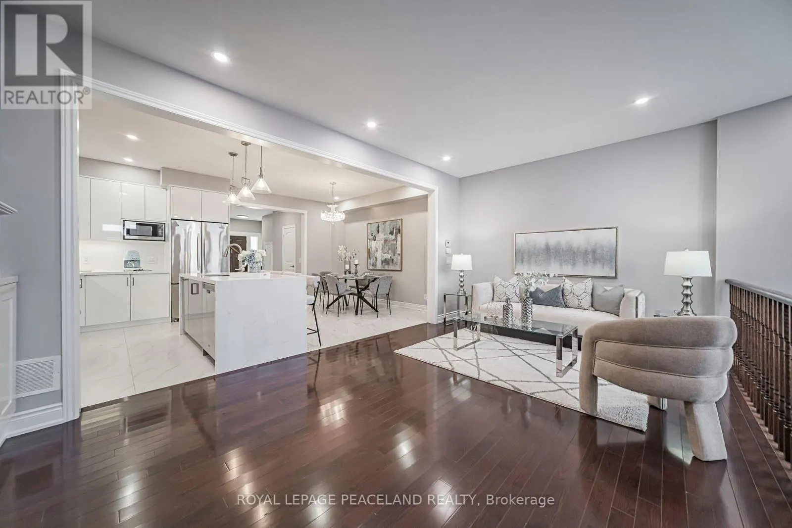 129 LACEWOOD DRIVE