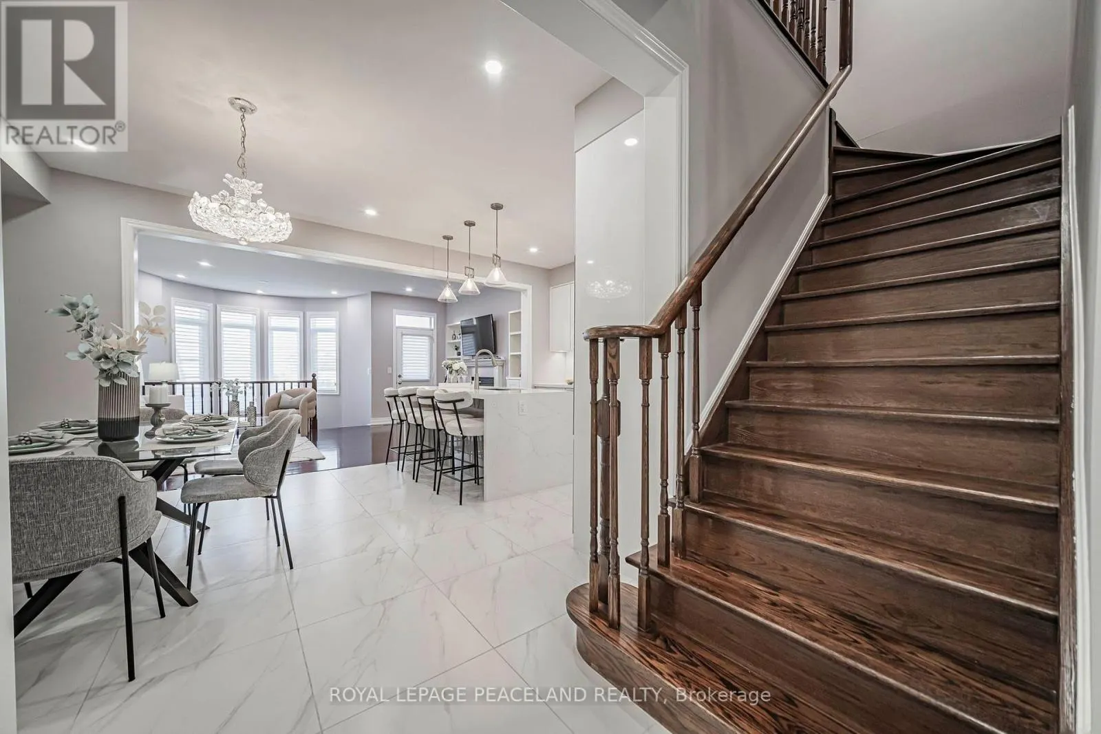 129 LACEWOOD DRIVE