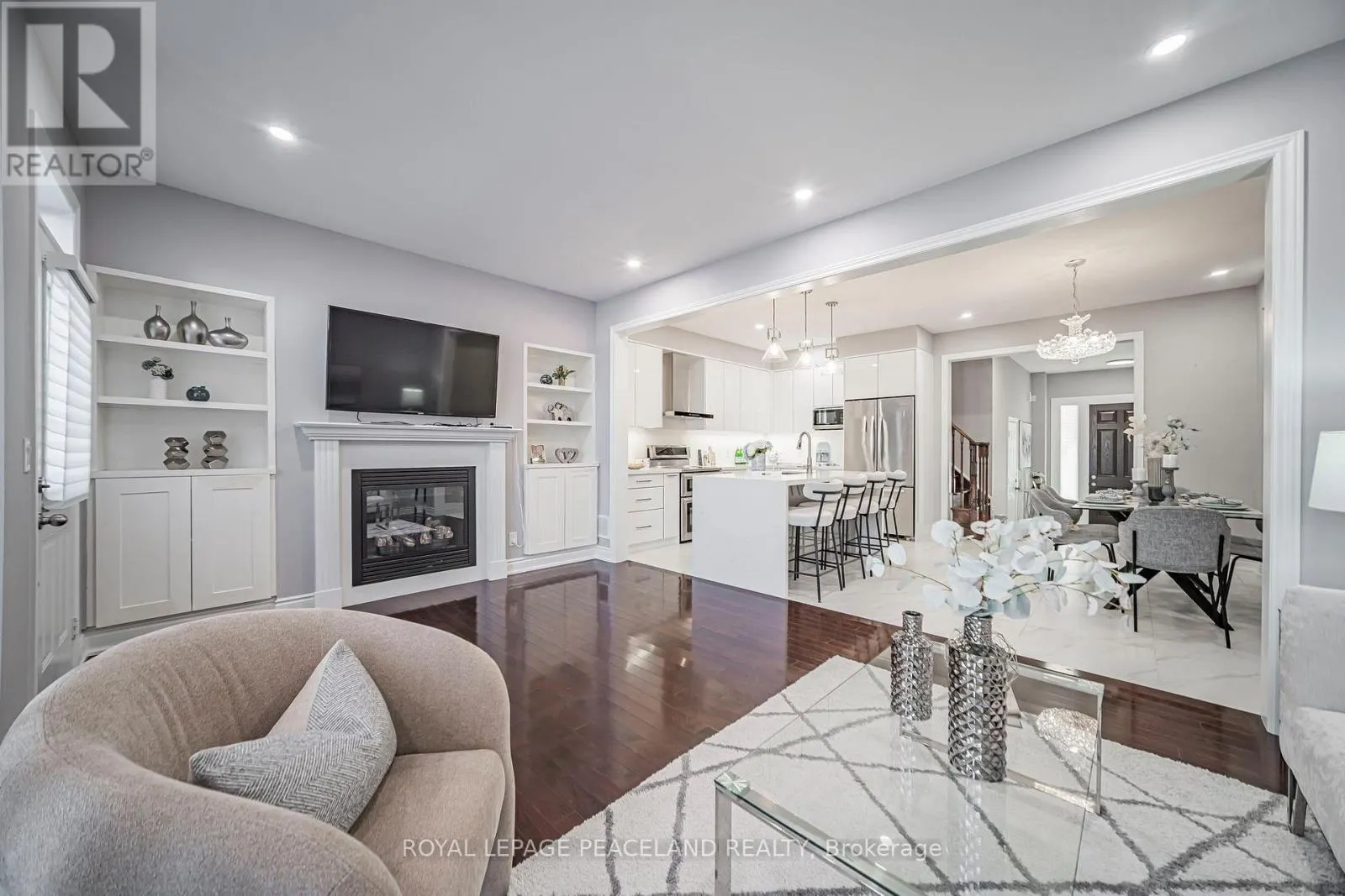 129 LACEWOOD DRIVE