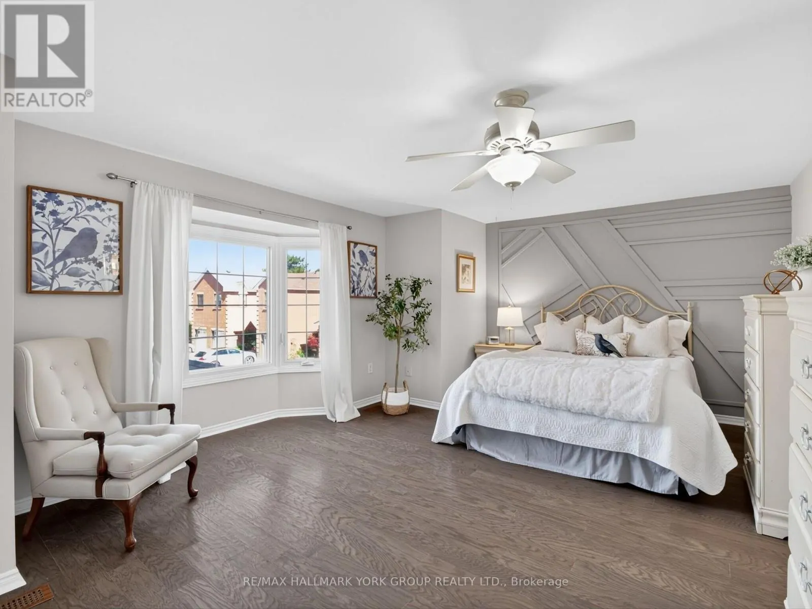 32 - 315 WILKES COURT