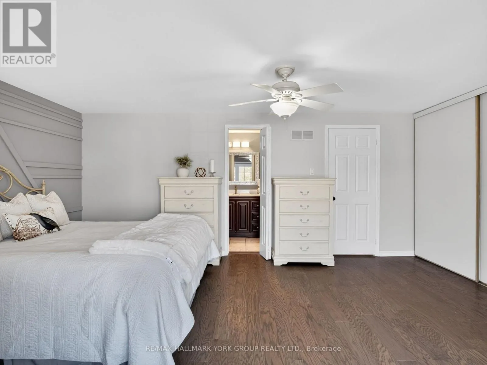 32 - 315 WILKES COURT