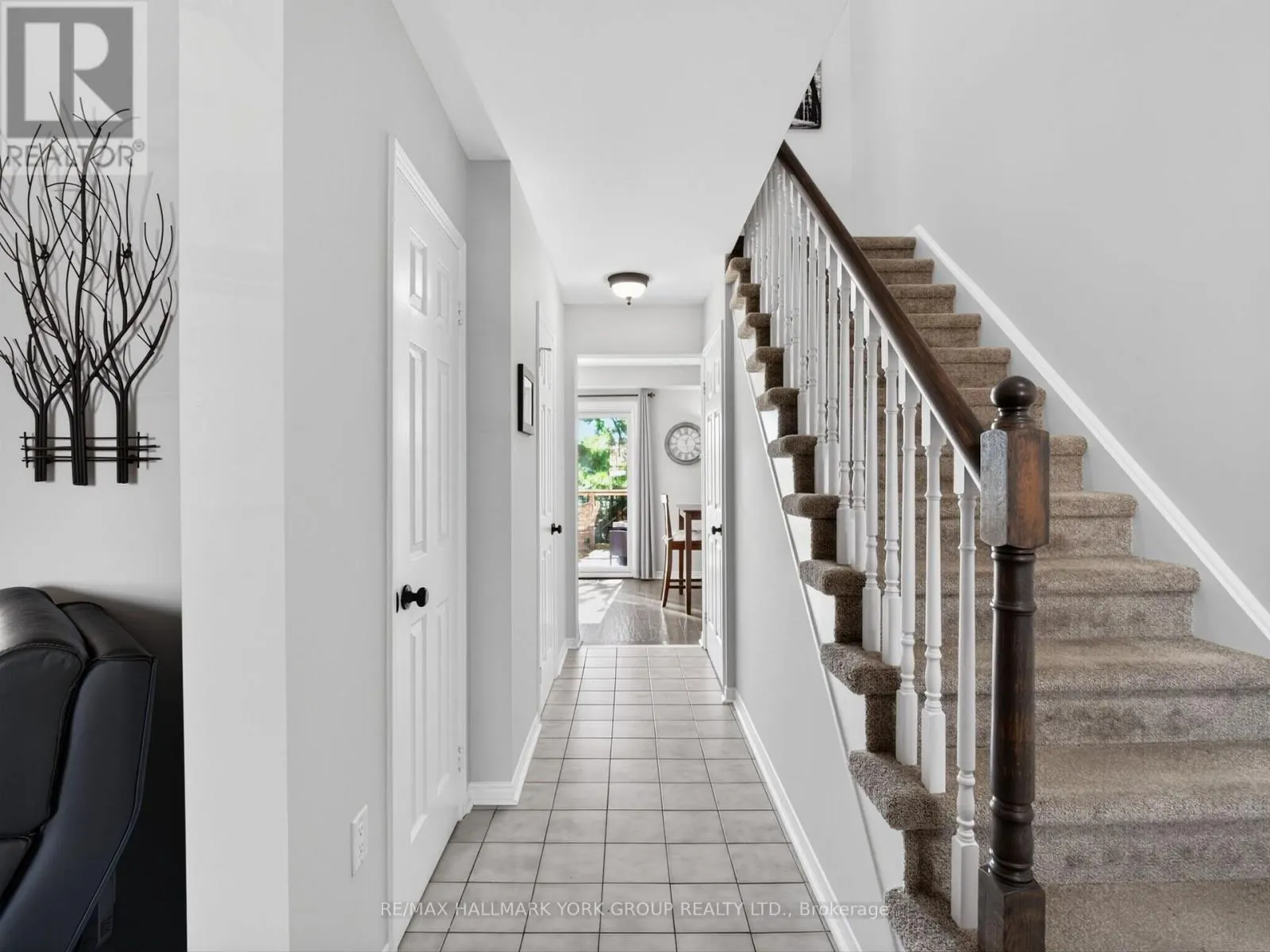 32 - 315 WILKES COURT
