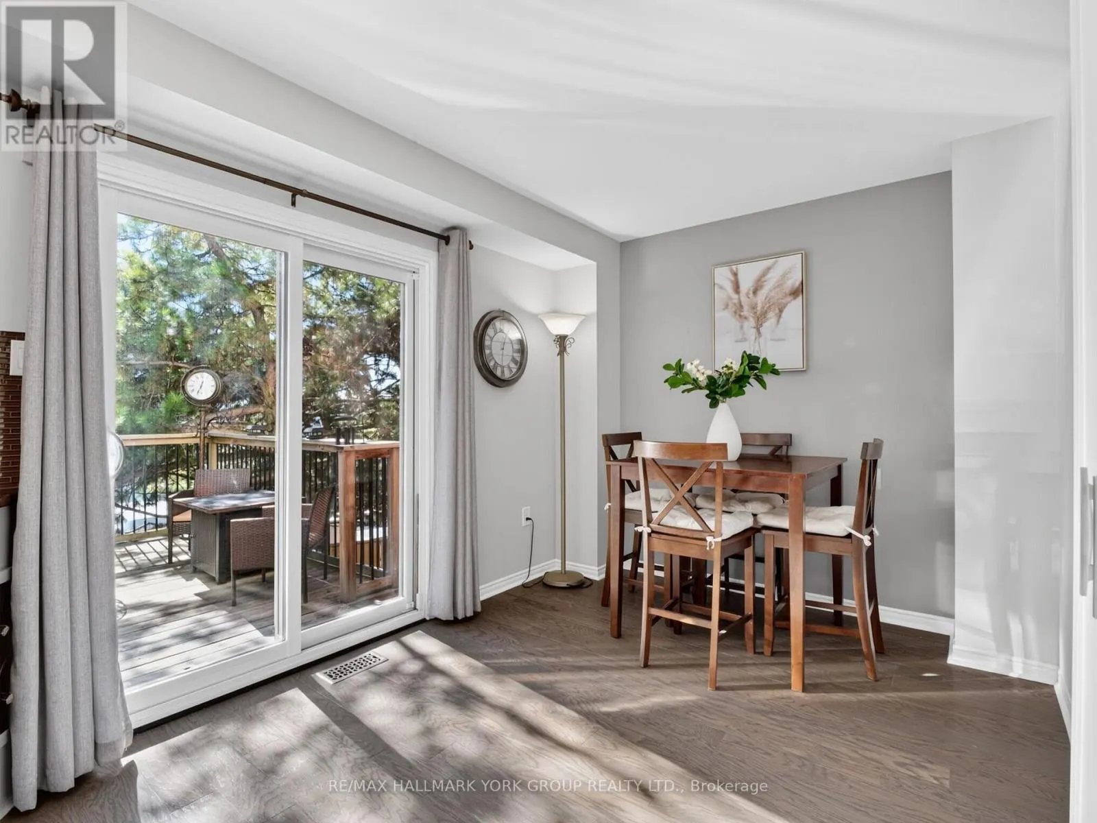 32 - 315 WILKES COURT