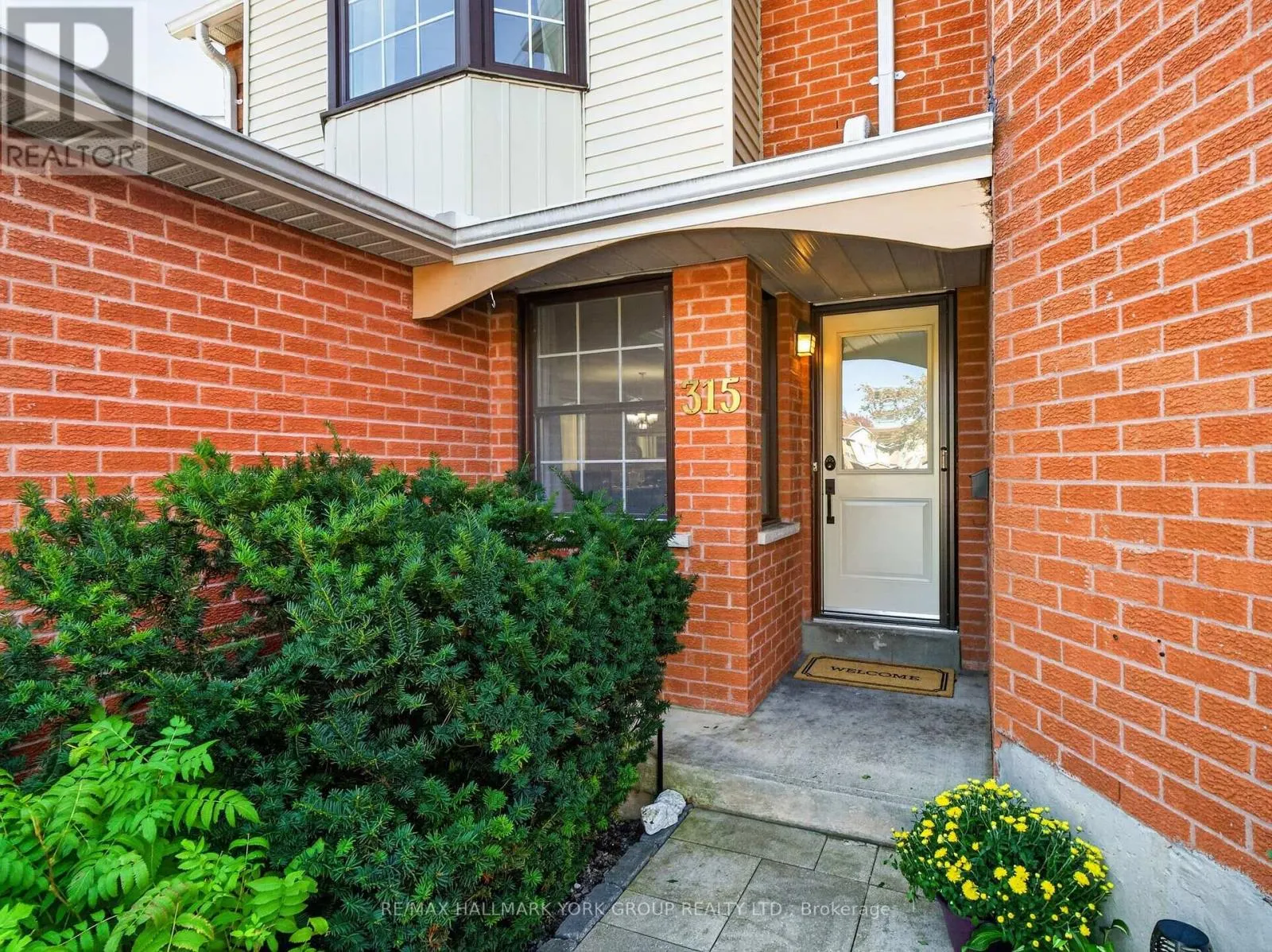 32 - 315 WILKES COURT