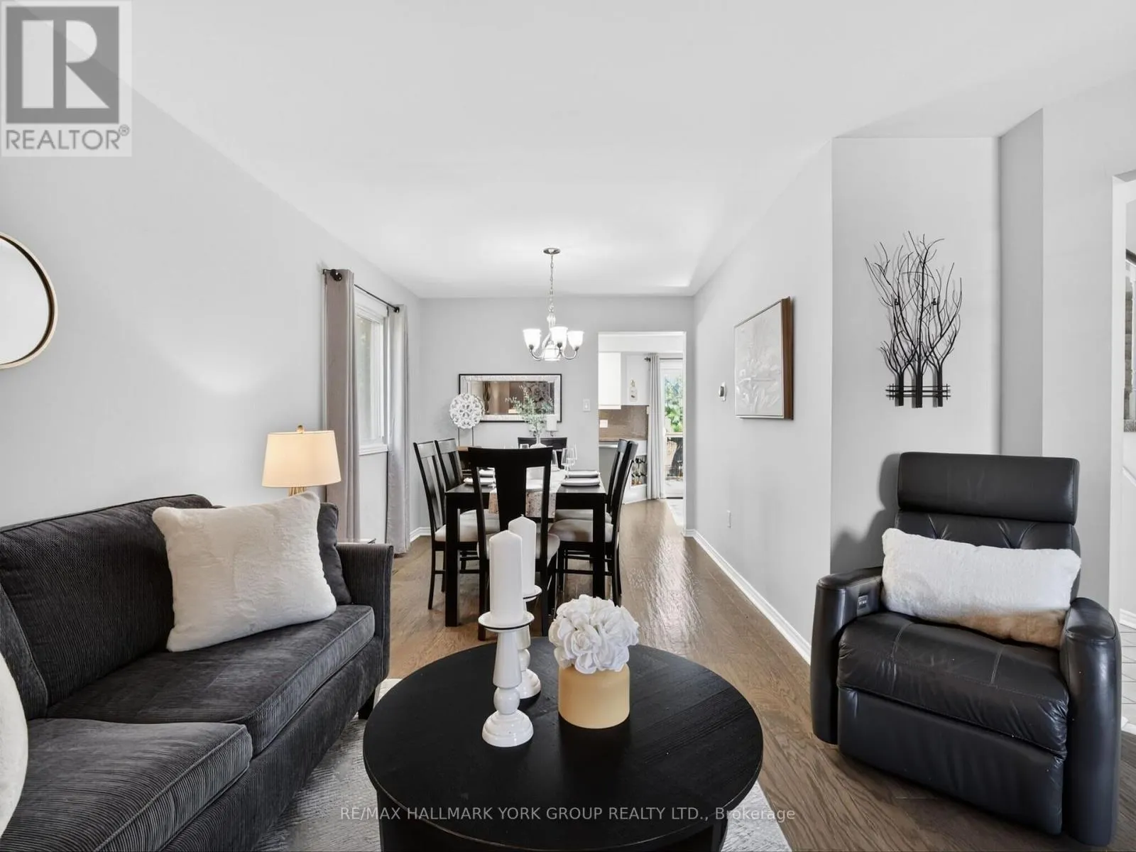 32 - 315 WILKES COURT