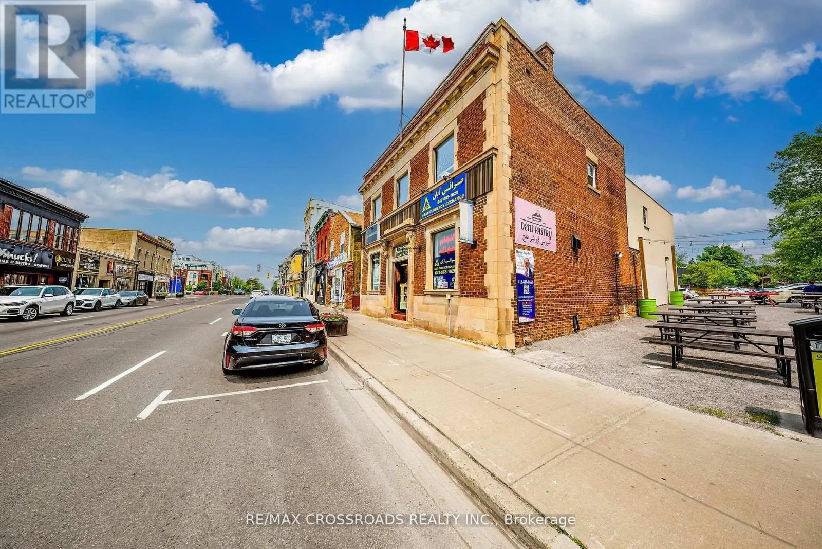 5 - 15221 YONGE STREET