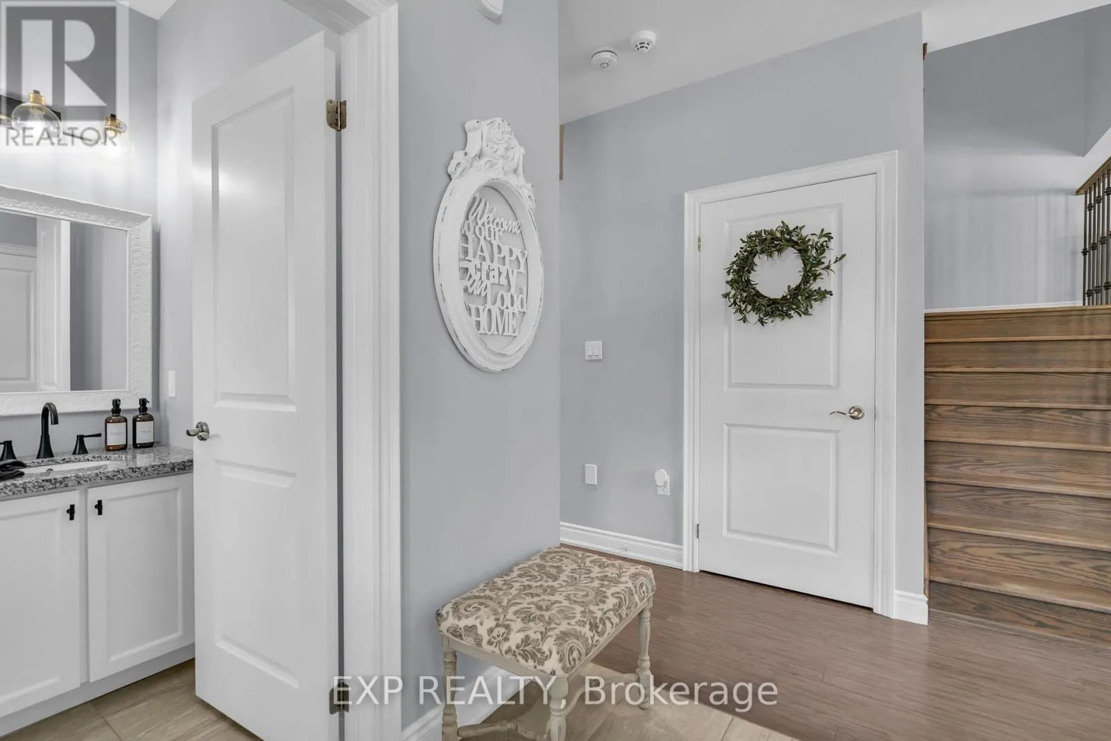 10 VITA STEPHANIE COURT