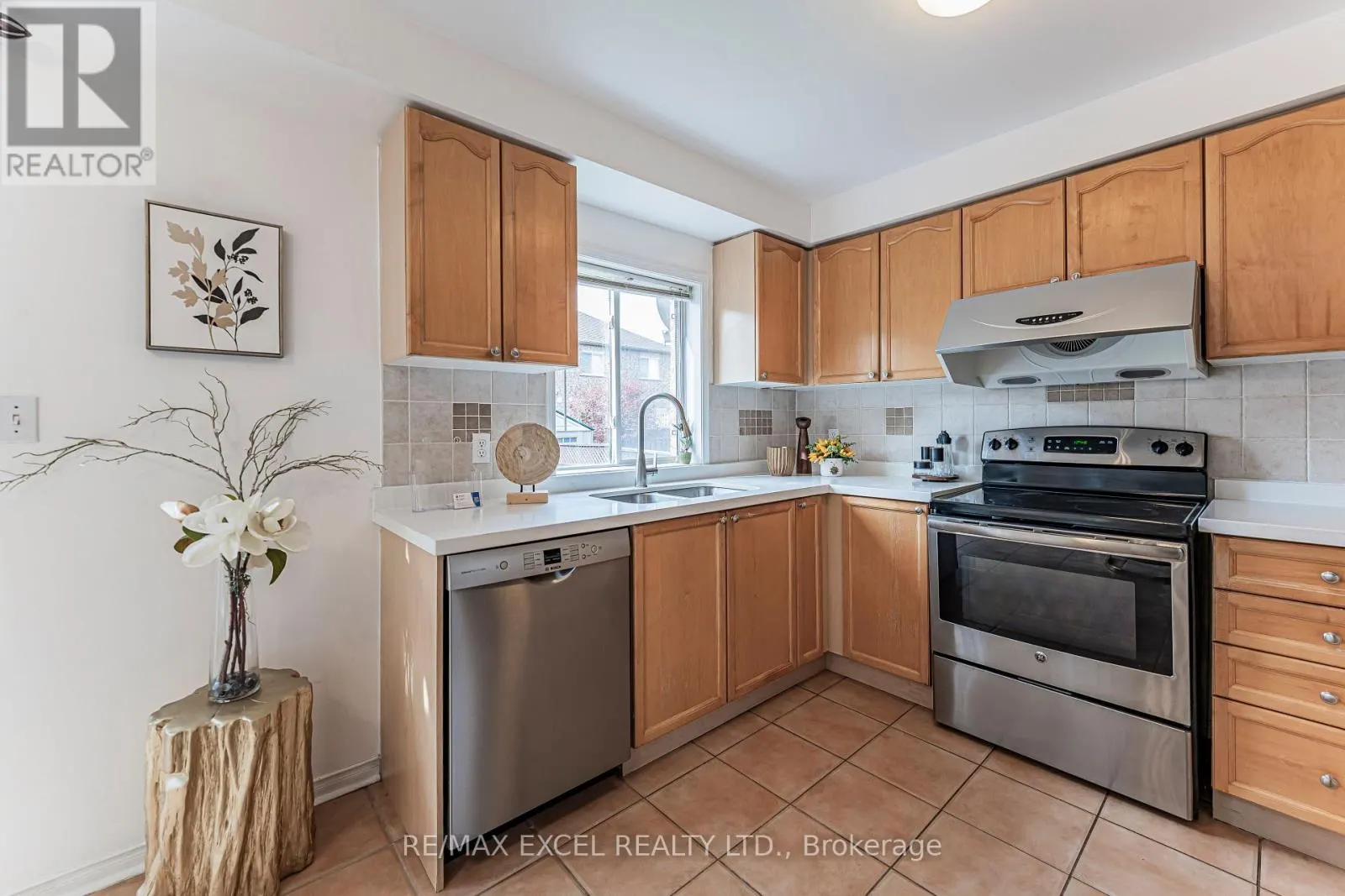 50 CASABEL DRIVE