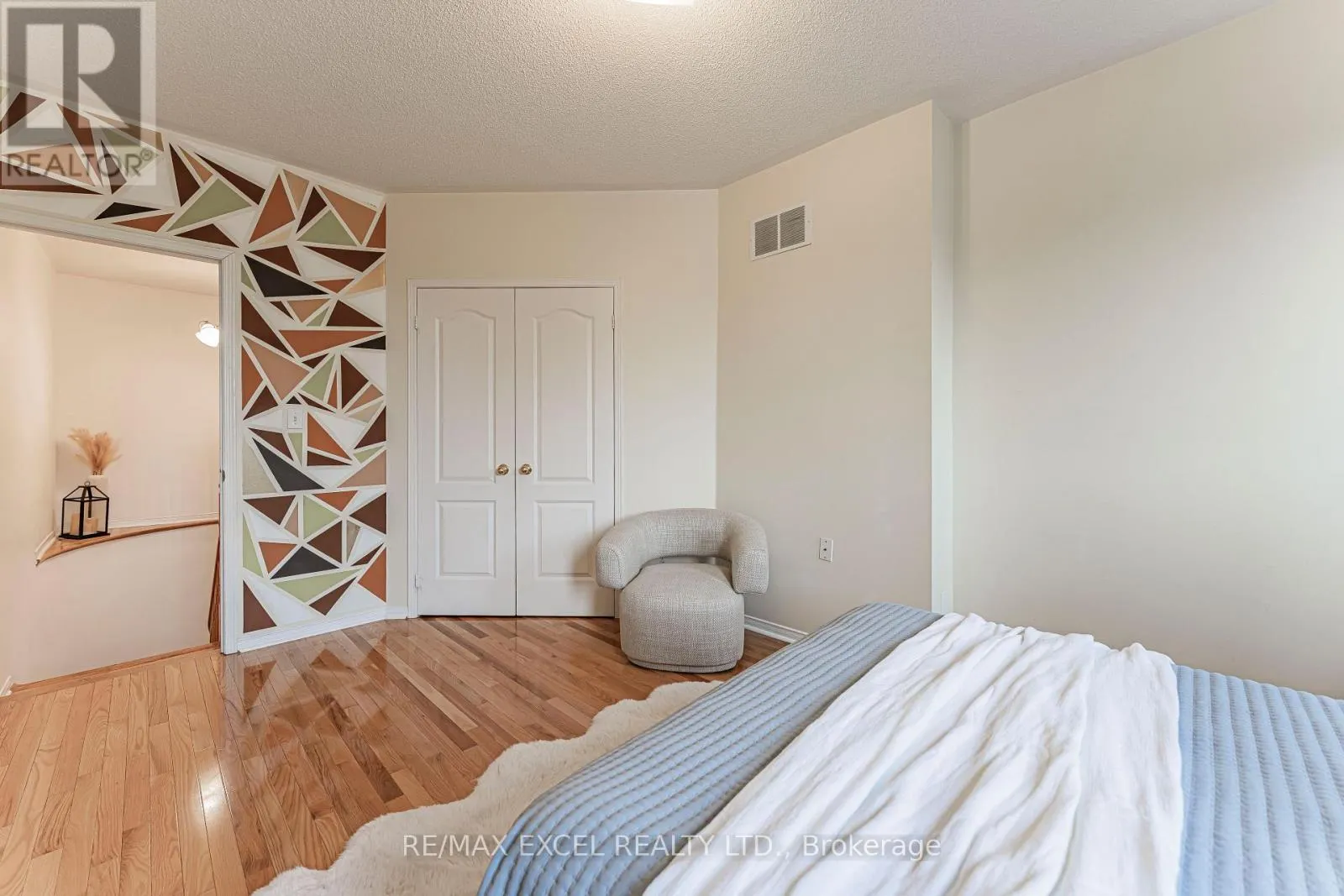 50 CASABEL DRIVE
