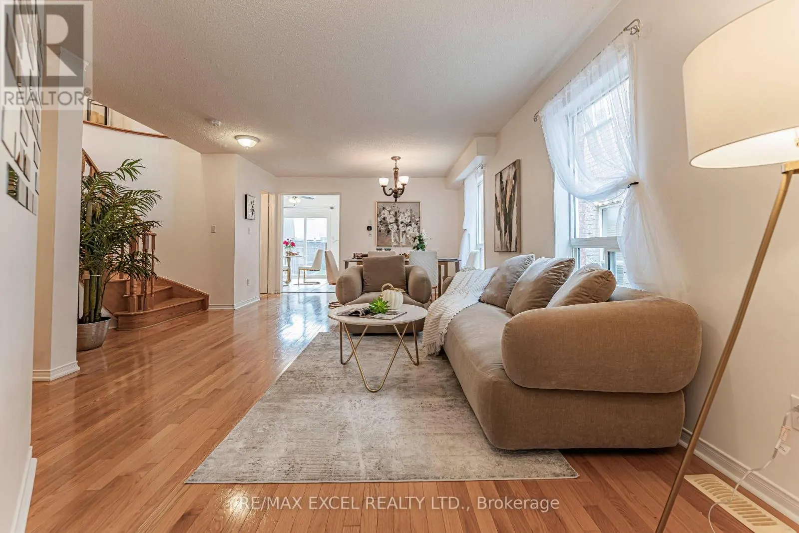 50 CASABEL DRIVE