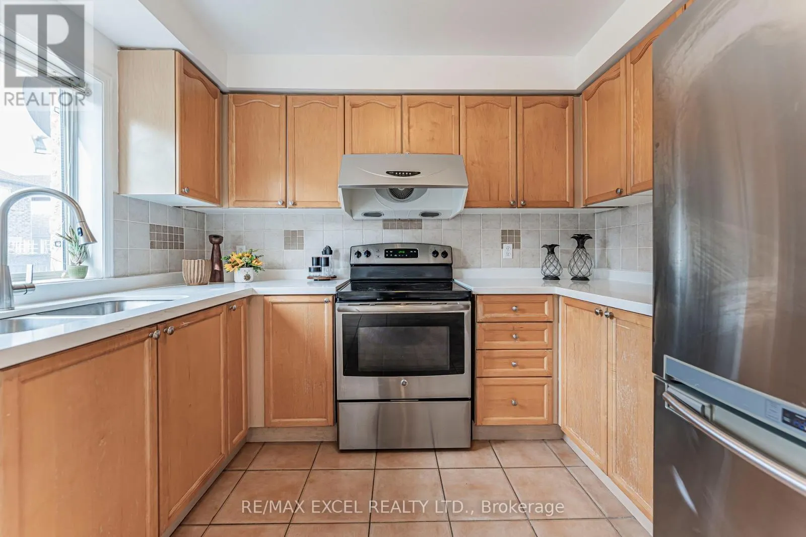 50 CASABEL DRIVE