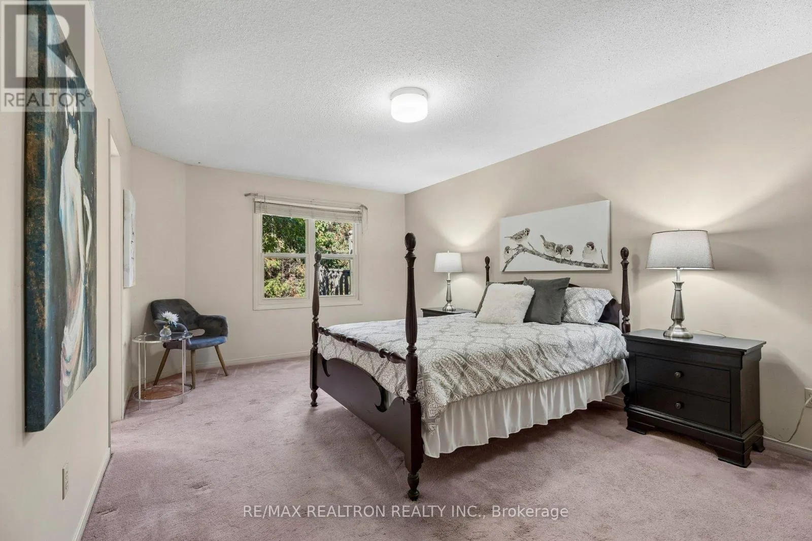 87 PEEVERS CRESCENT