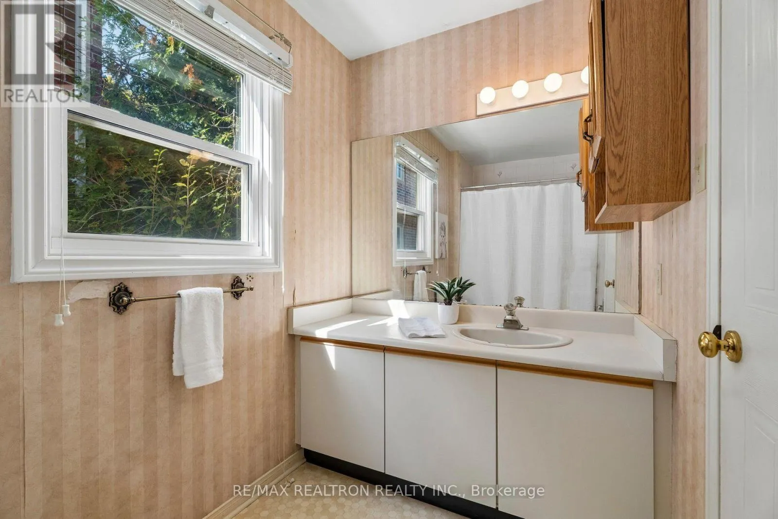 87 PEEVERS CRESCENT