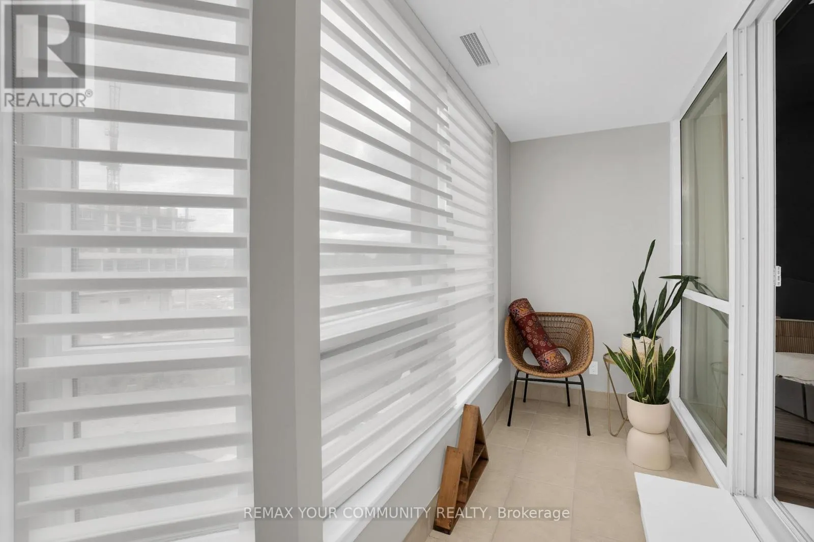 523 - 9085 JANE STREET