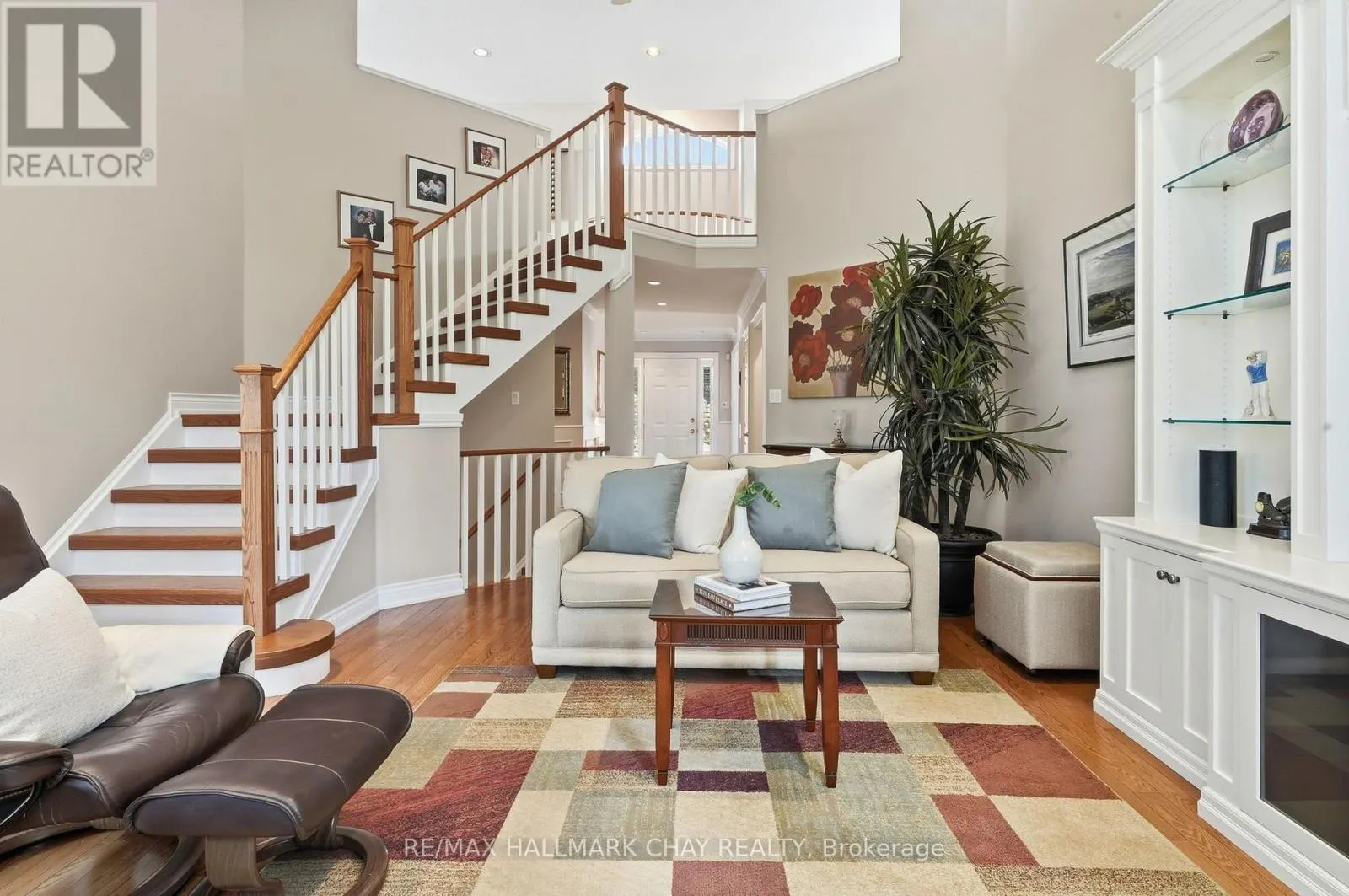 9 LA COSTA COURT