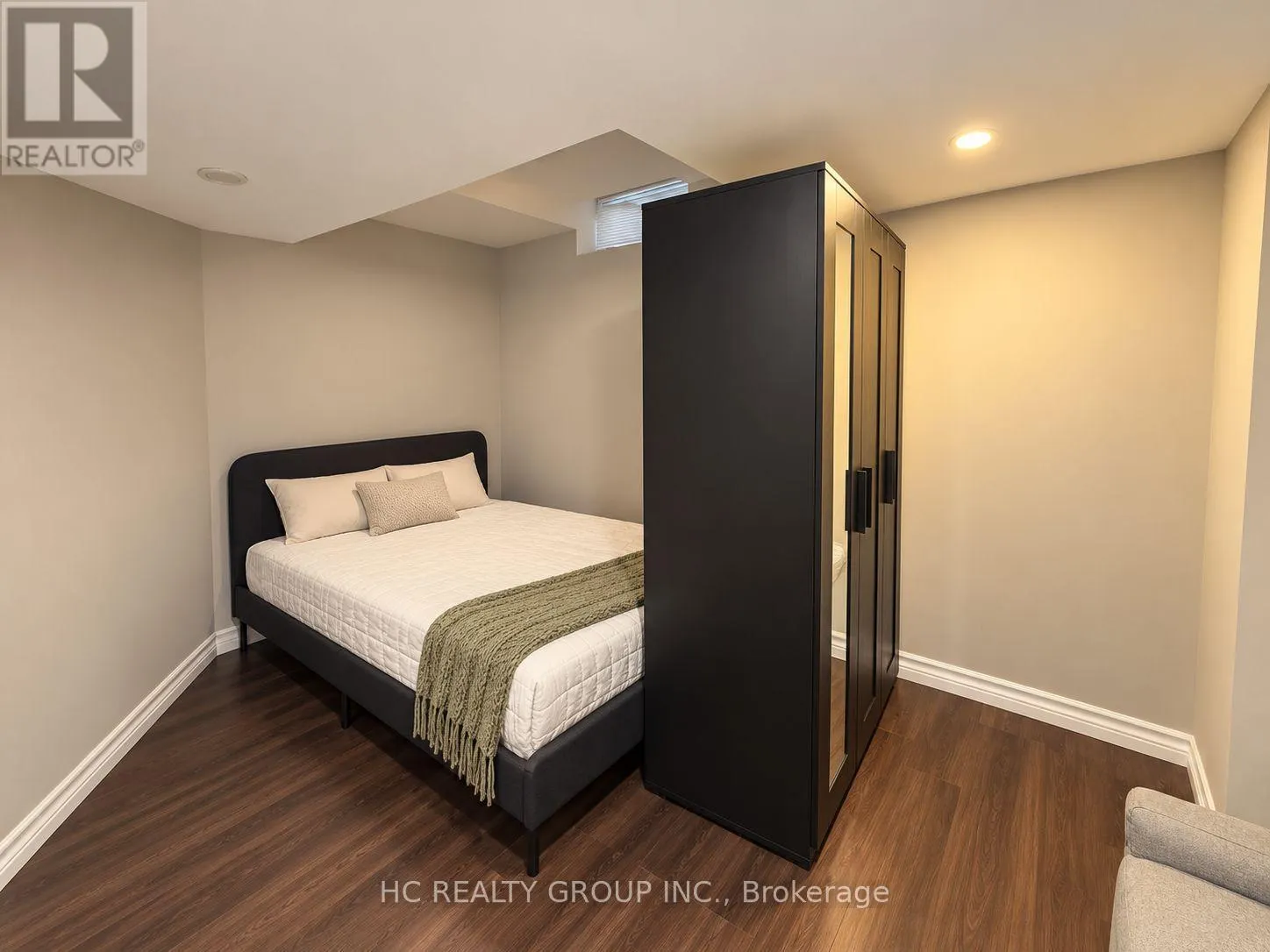 BSMT - 87 ESTRELLA CRESCENT