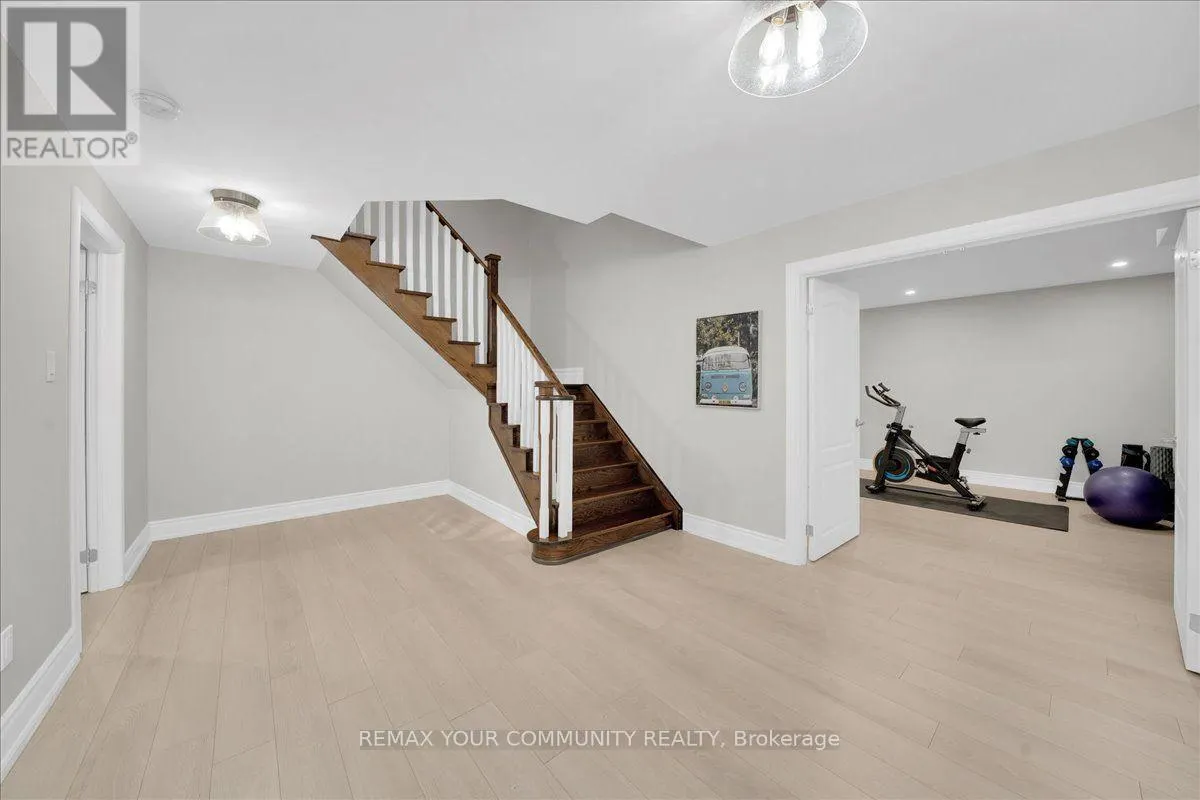 250 ROSELAWN DRIVE