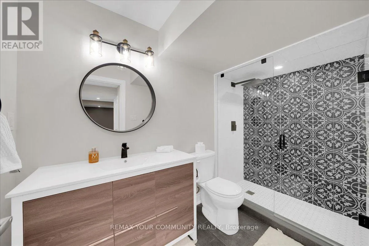 250 ROSELAWN DRIVE