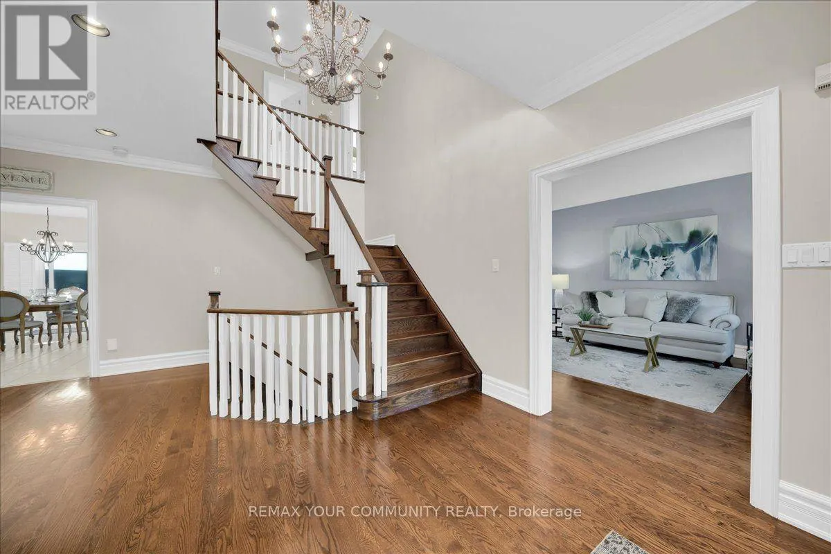 250 ROSELAWN DRIVE