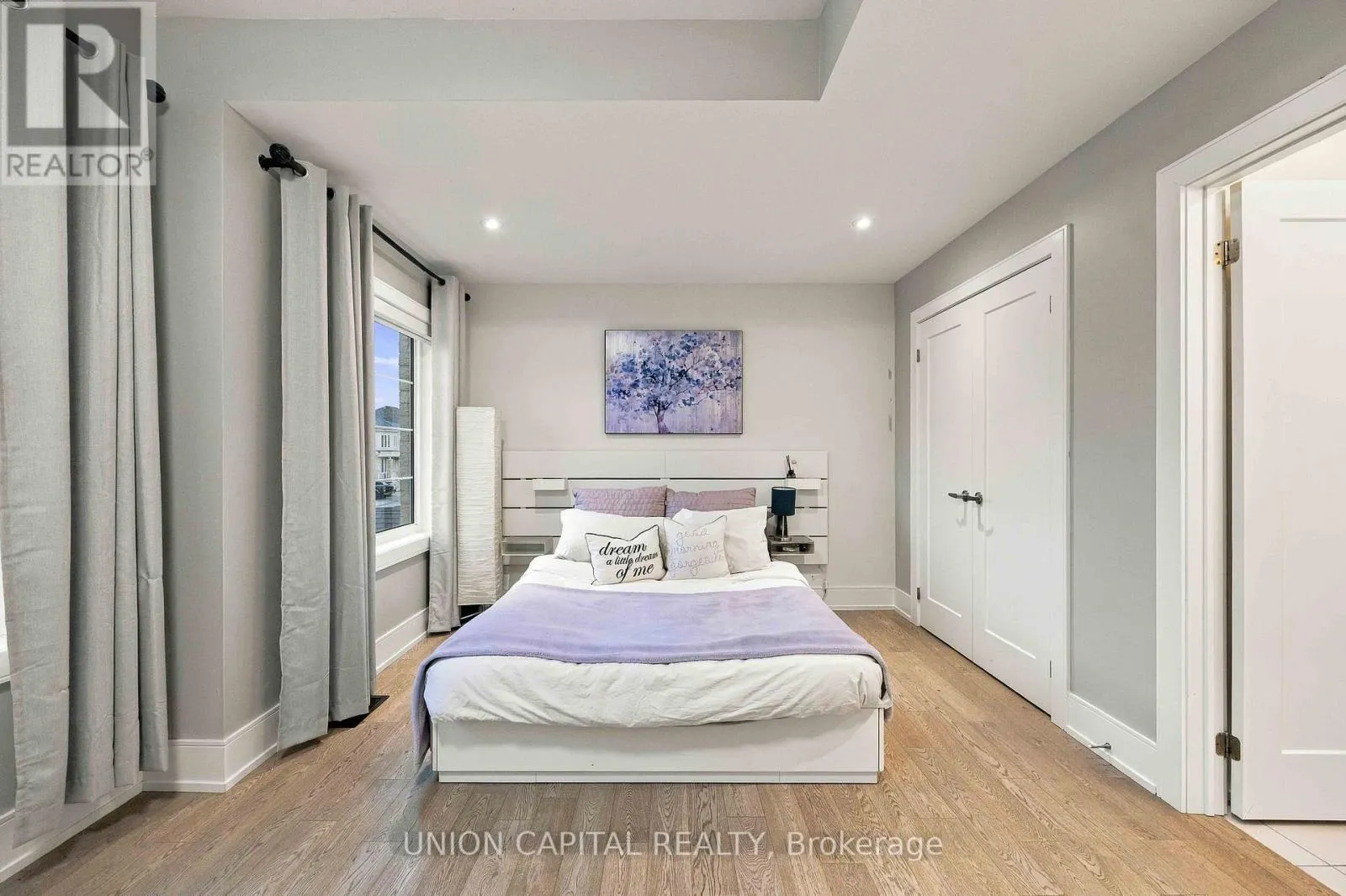 297 SEAVIEW HEIGHTS