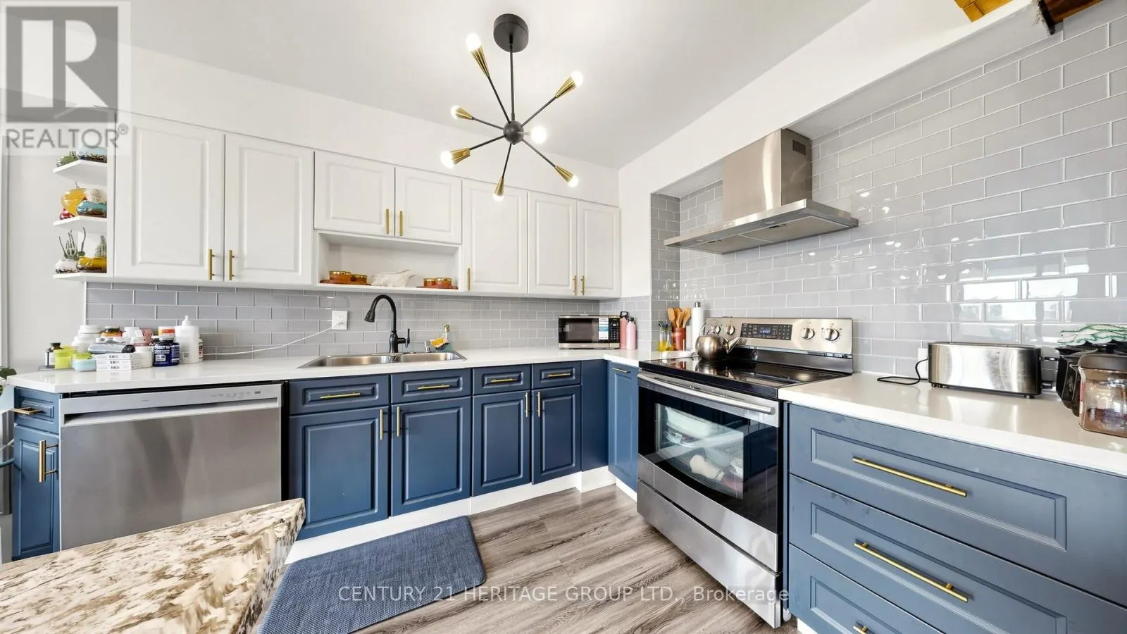 406 - 40 BAIF BOULEVARD