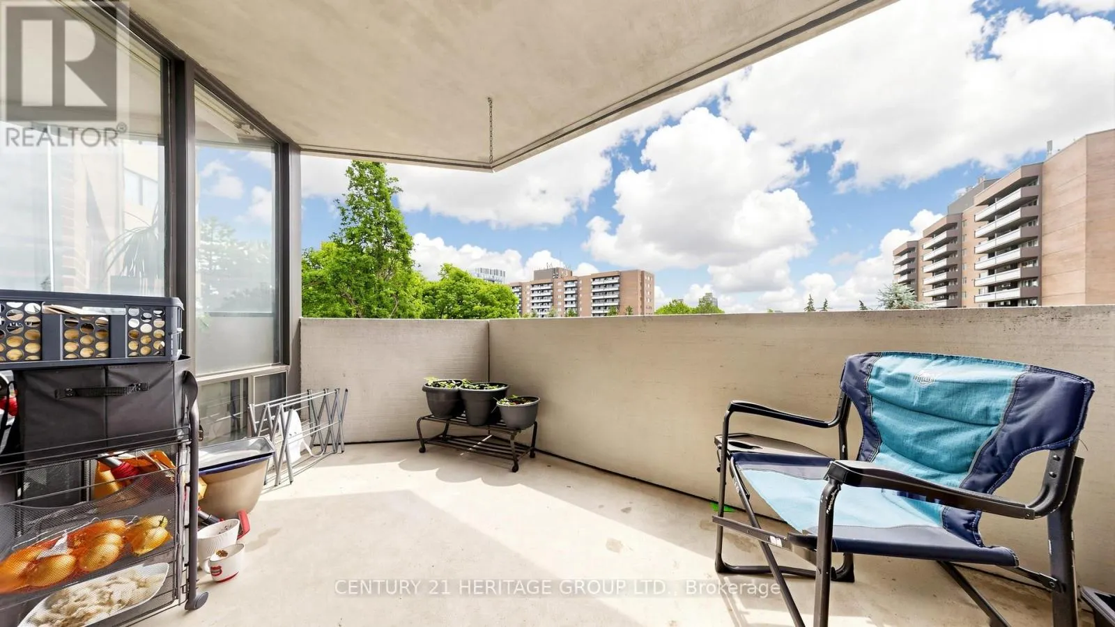 406 - 40 BAIF BOULEVARD