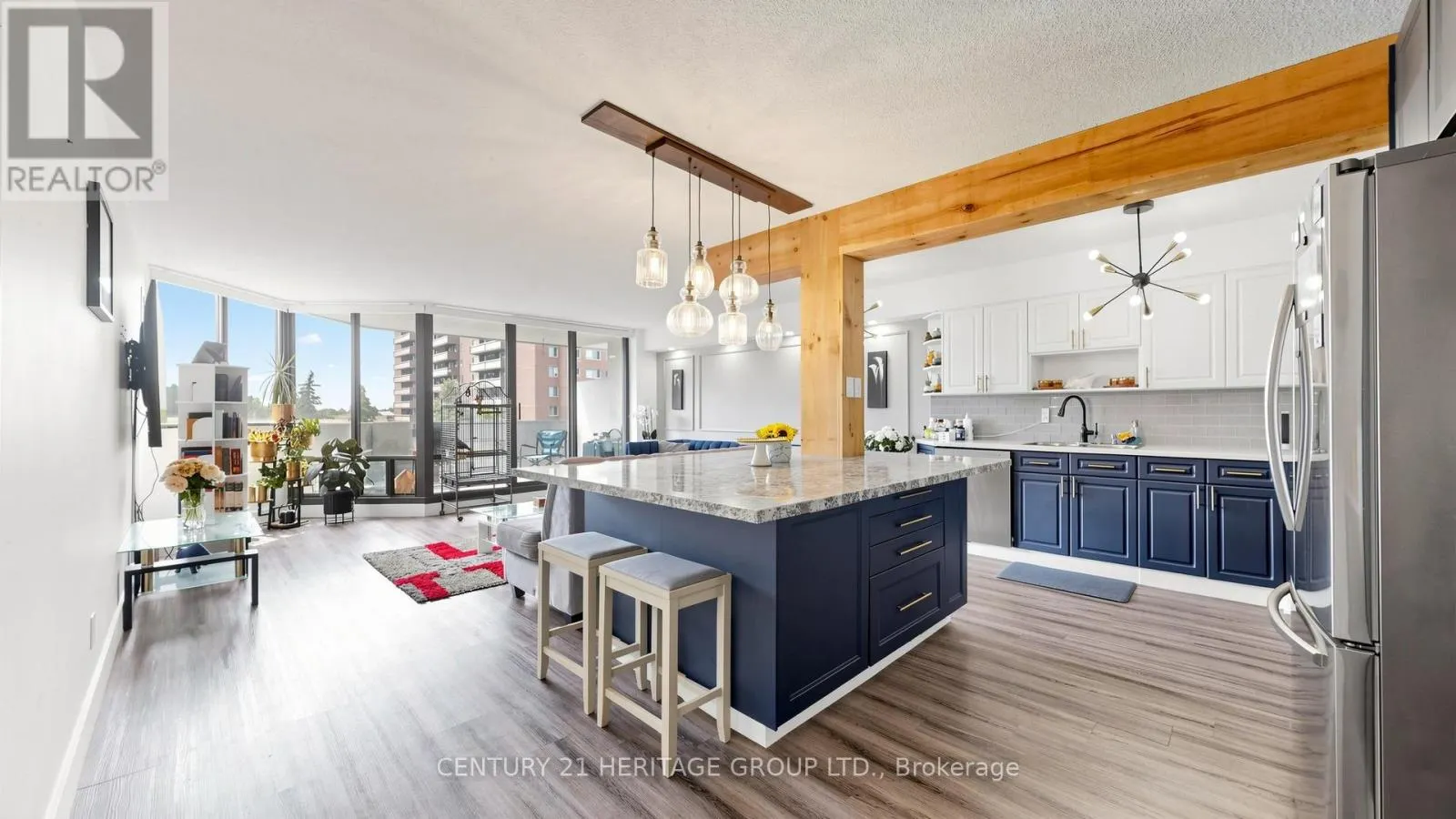 406 - 40 BAIF BOULEVARD