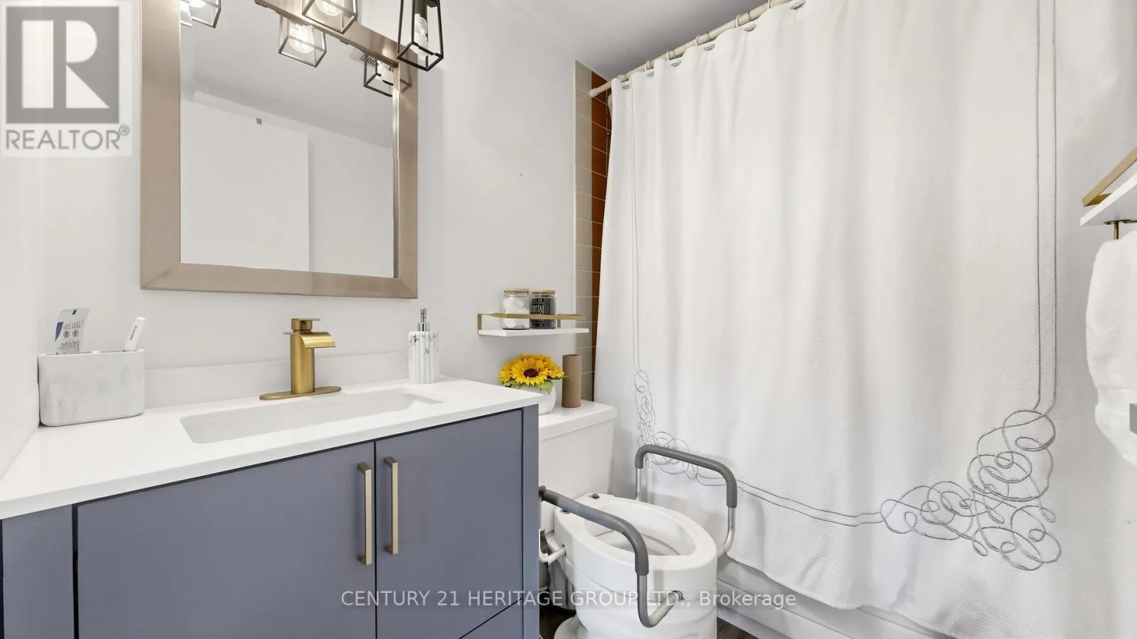 406 - 40 BAIF BOULEVARD
