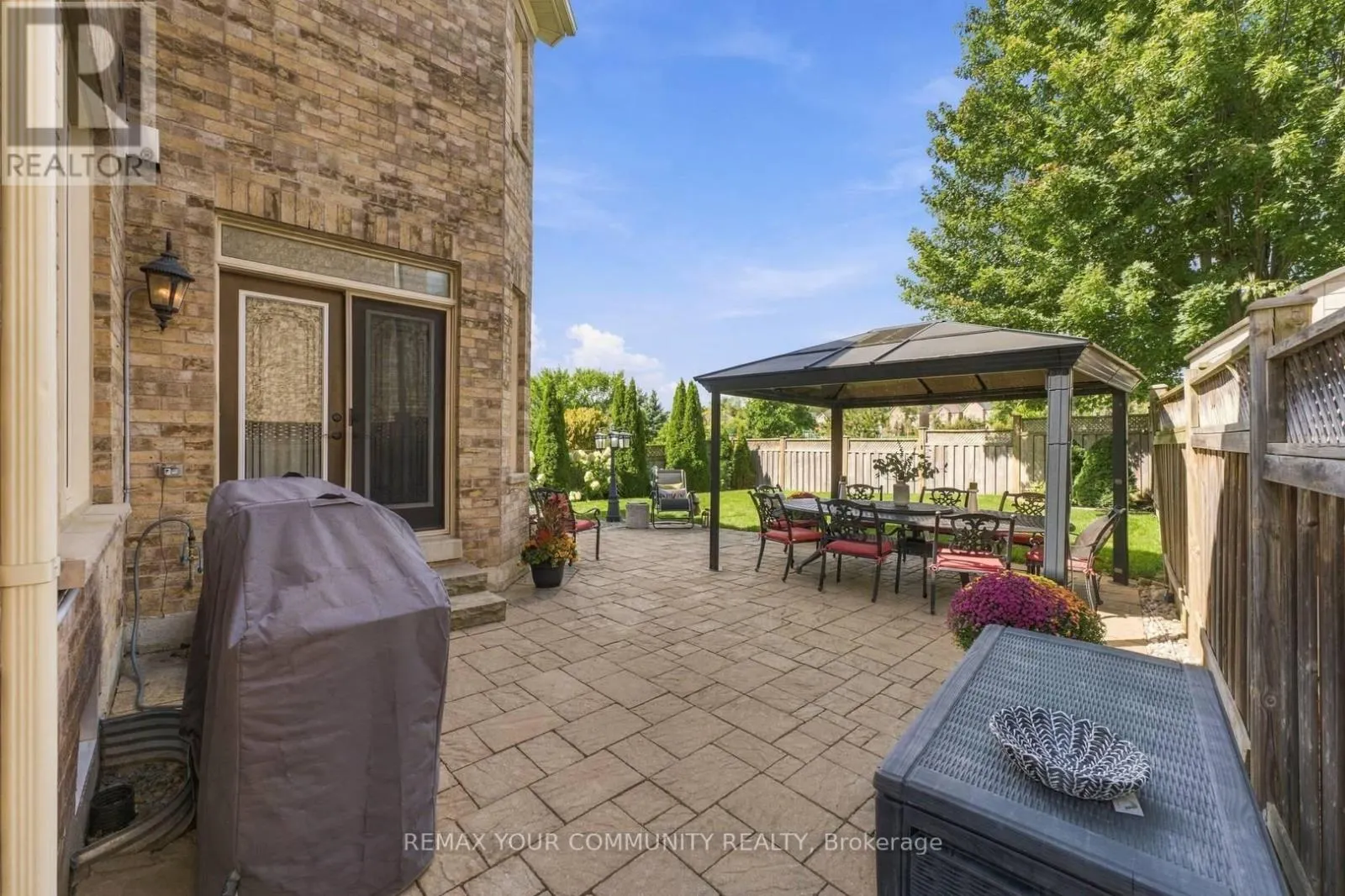 38 DIMARINO DRIVE