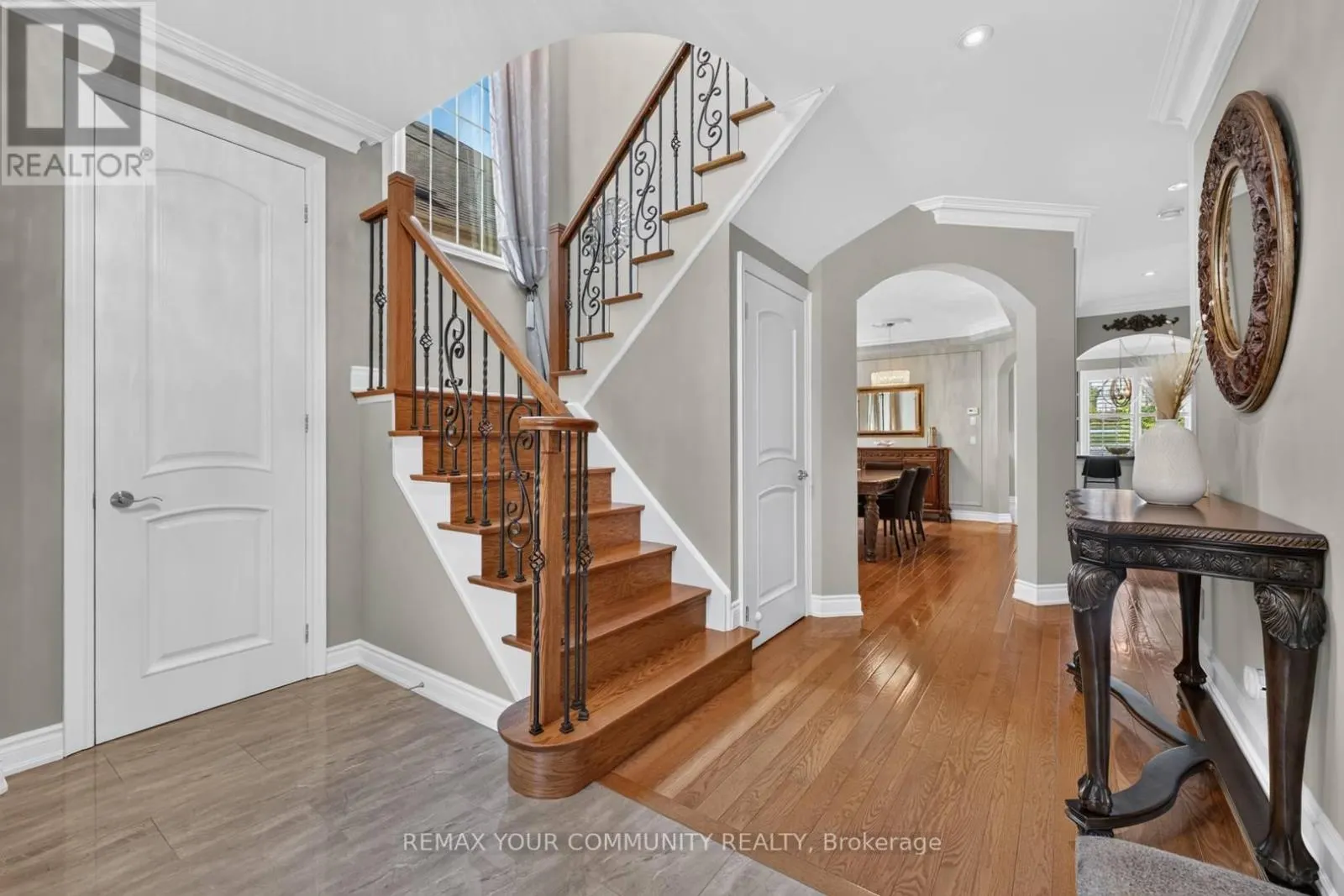 38 DIMARINO DRIVE
