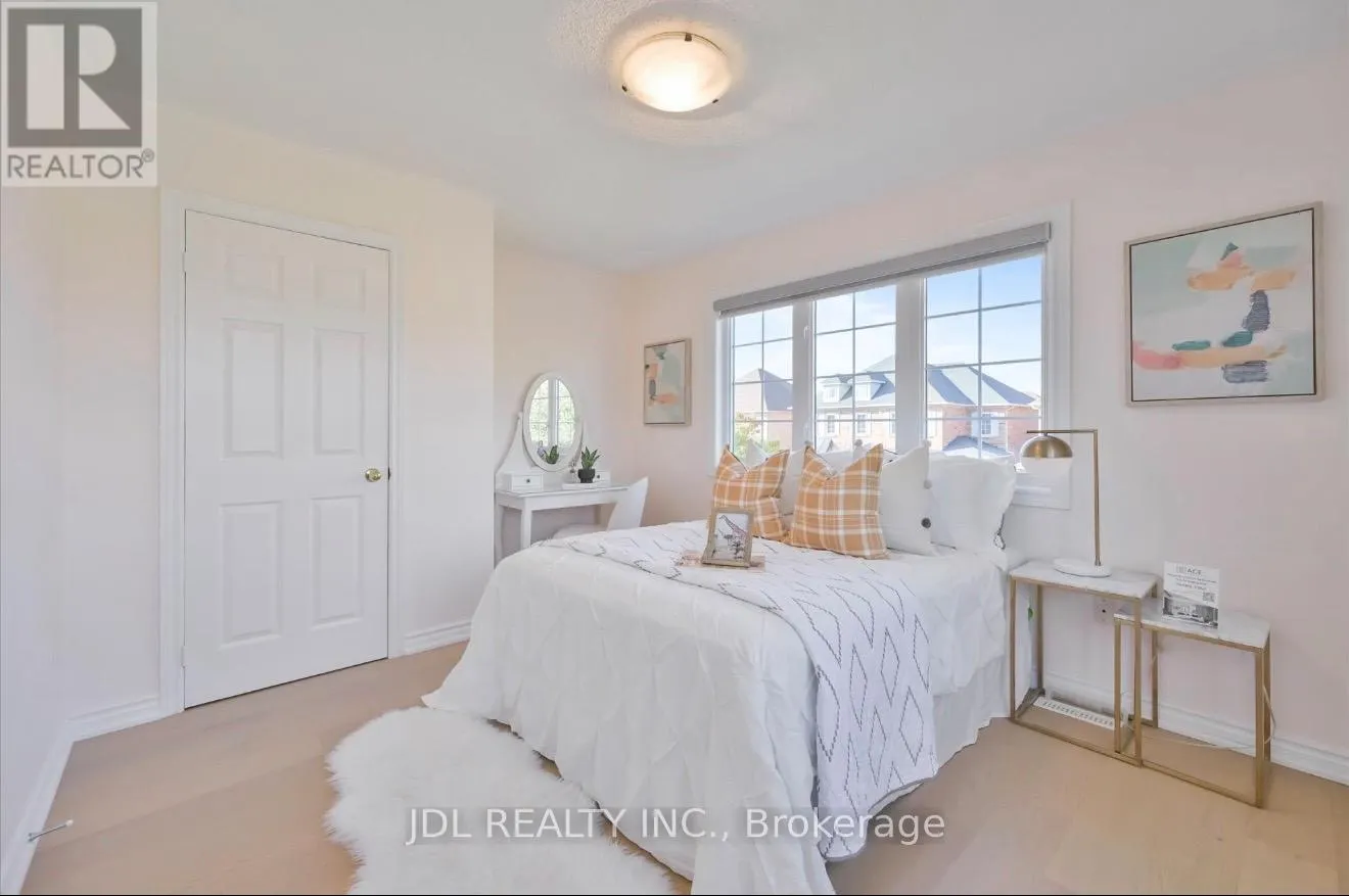 21 IRON HORSE AVENUE