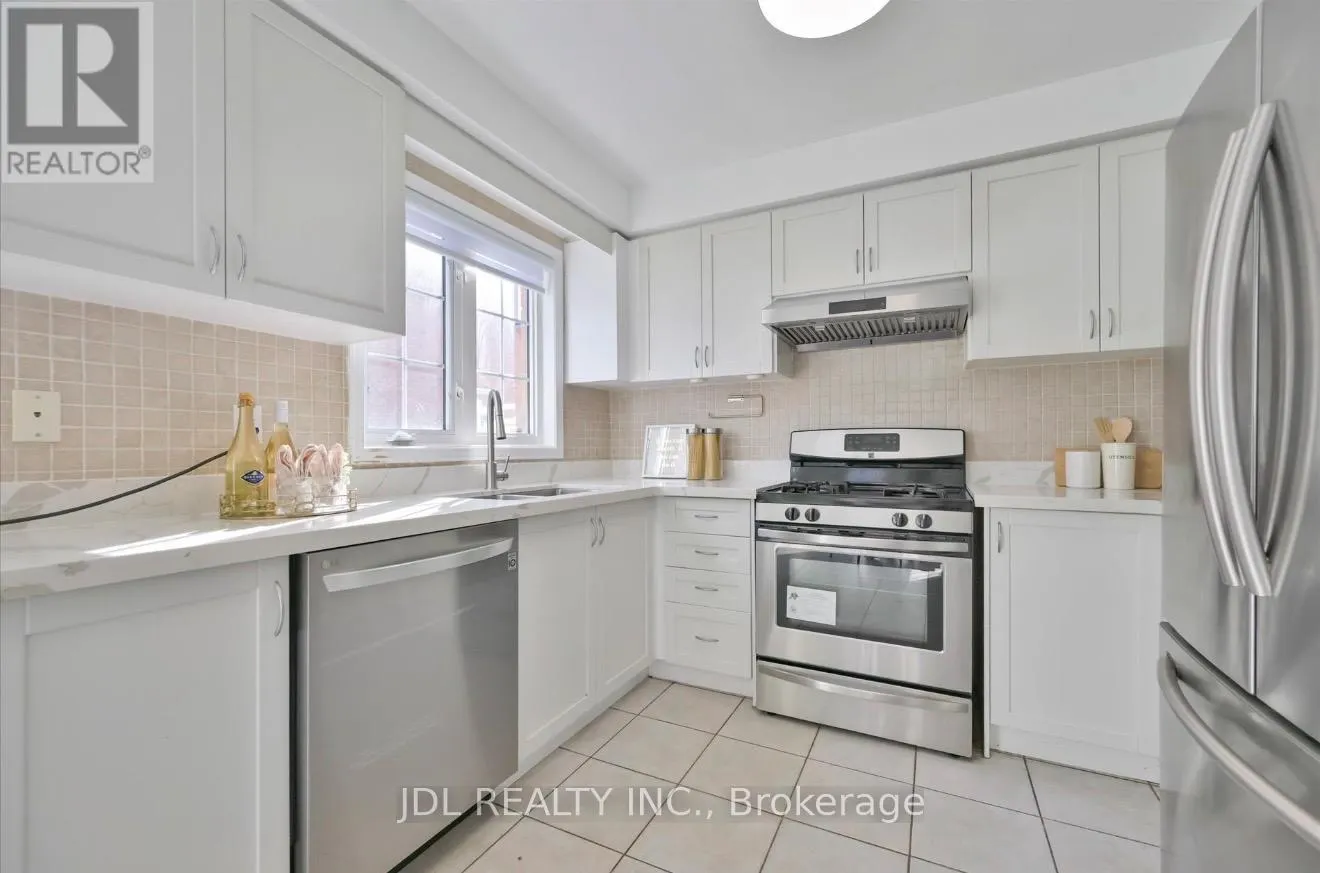 21 IRON HORSE AVENUE