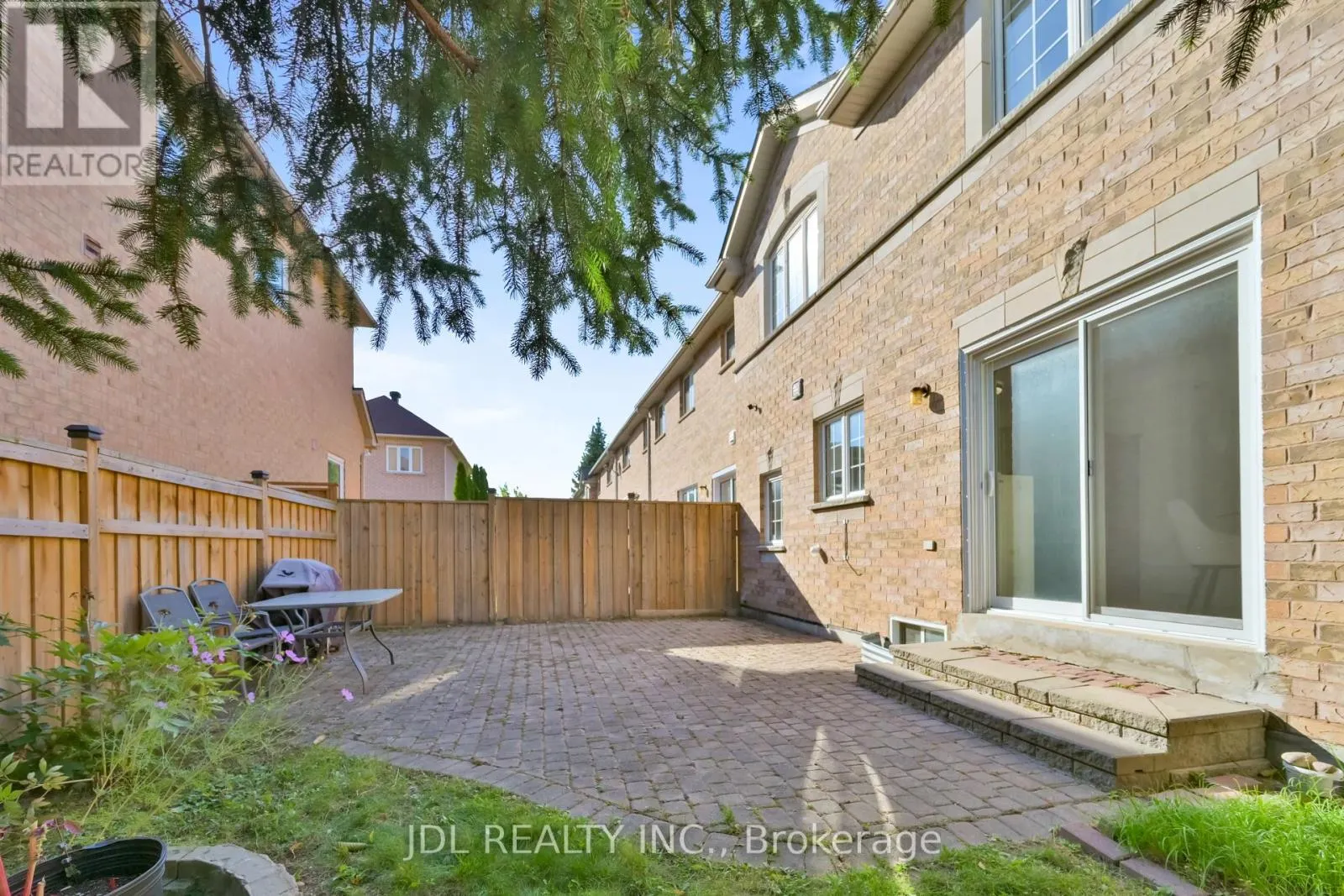 21 IRON HORSE AVENUE