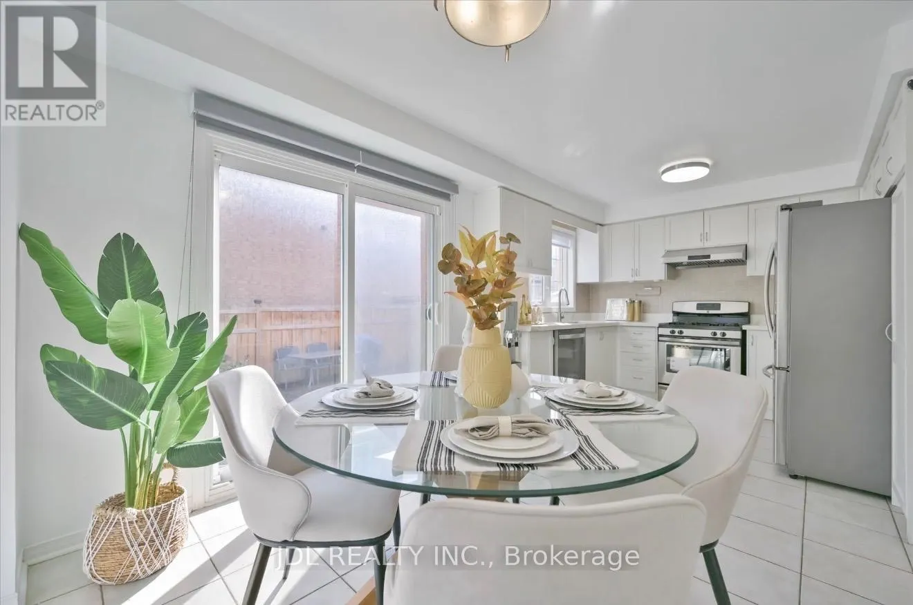 21 IRON HORSE AVENUE