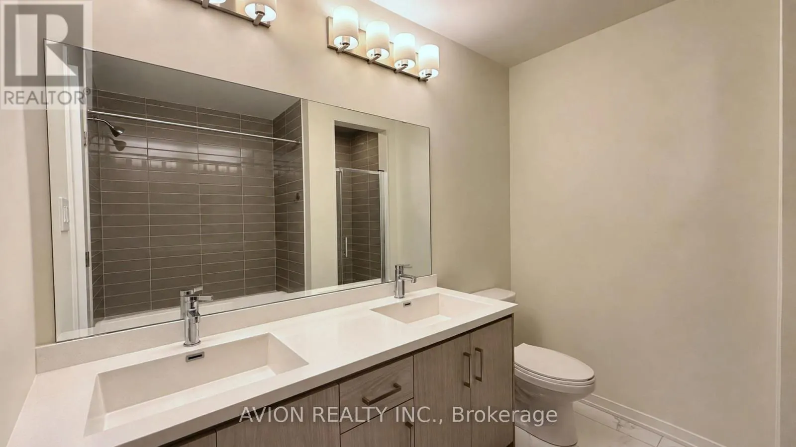 99 - 10 ALMOND BLOSSOM MEWS