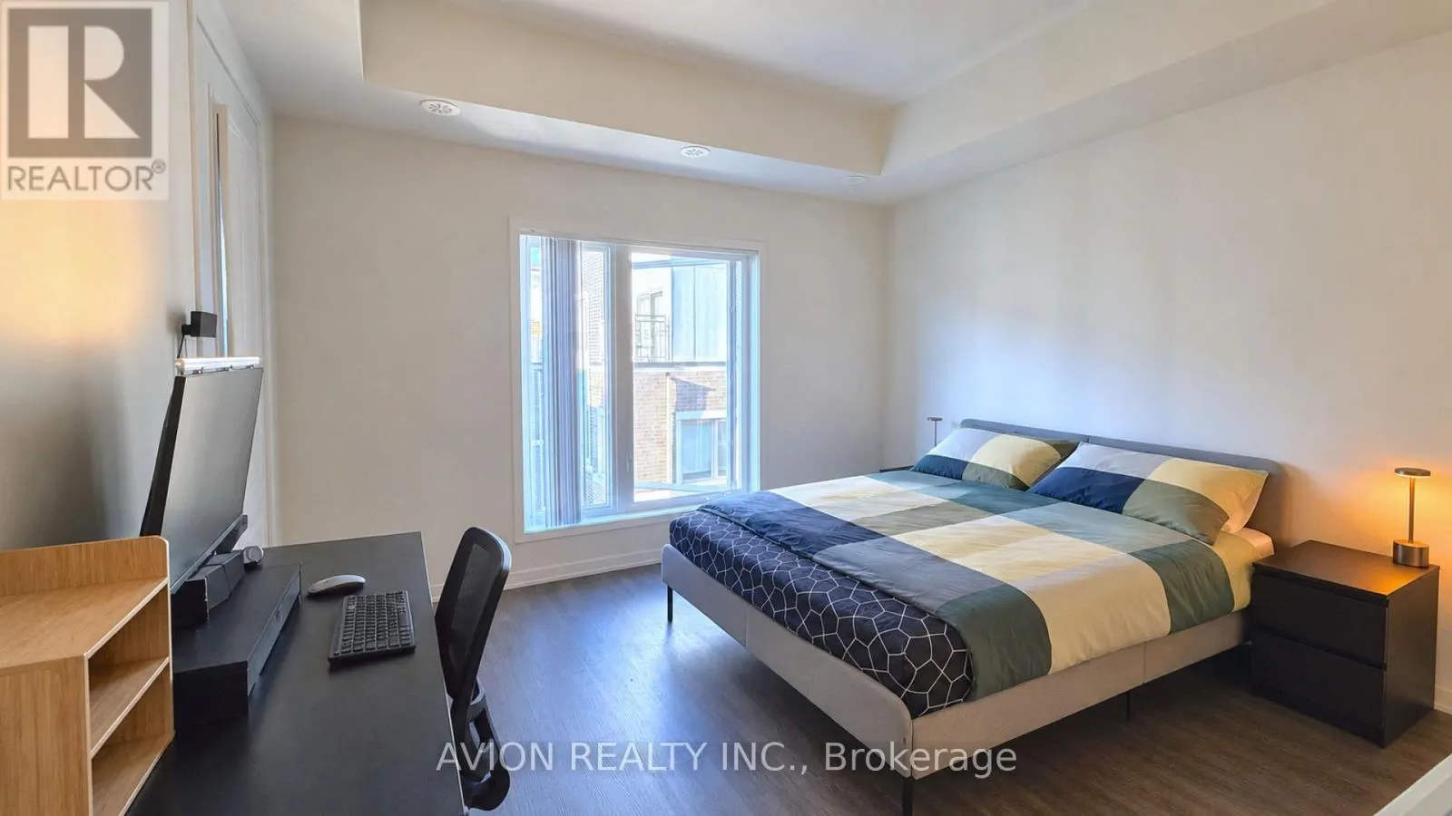 99 - 10 ALMOND BLOSSOM MEWS