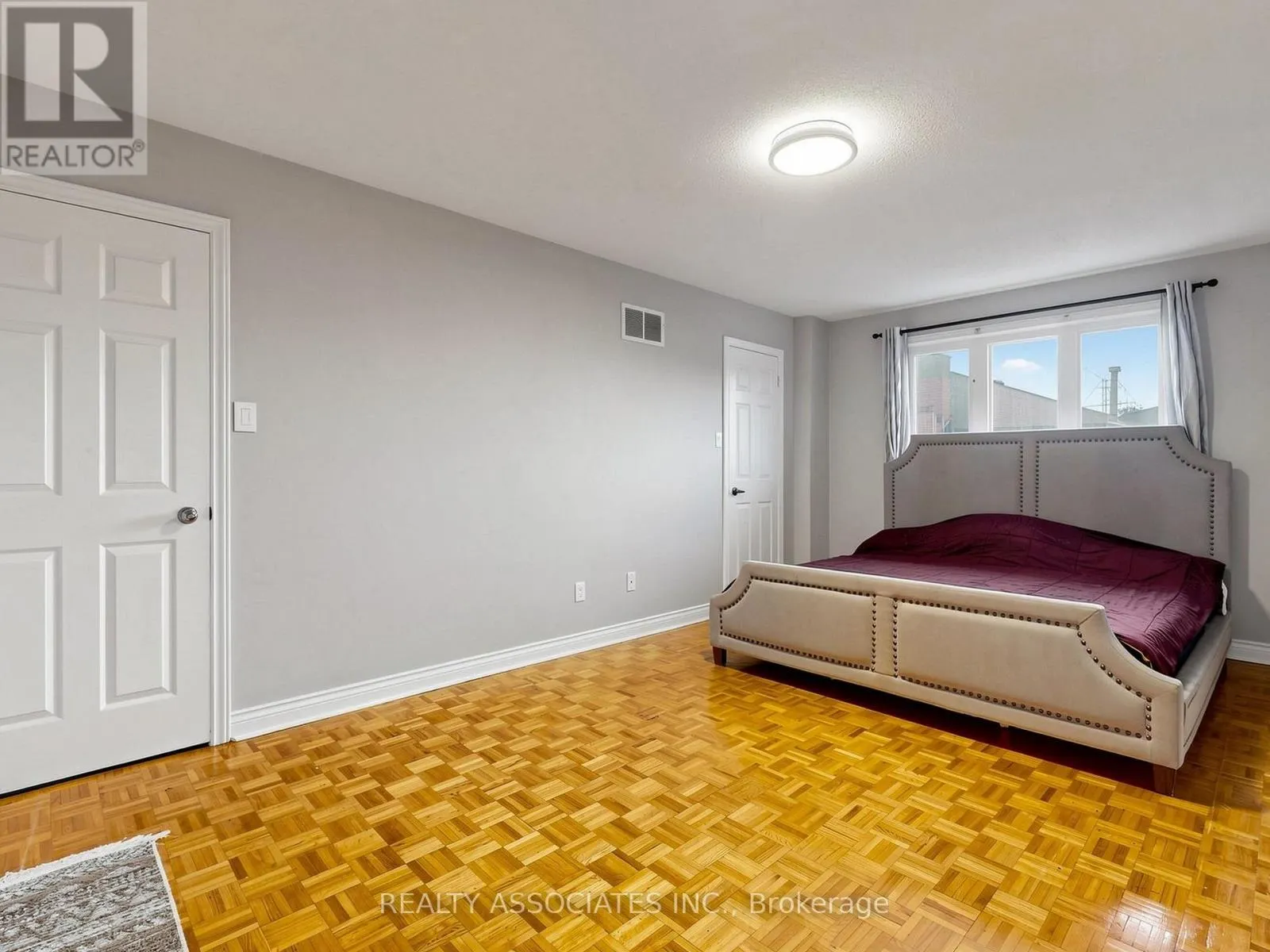 96 ZINNIA PLACE S